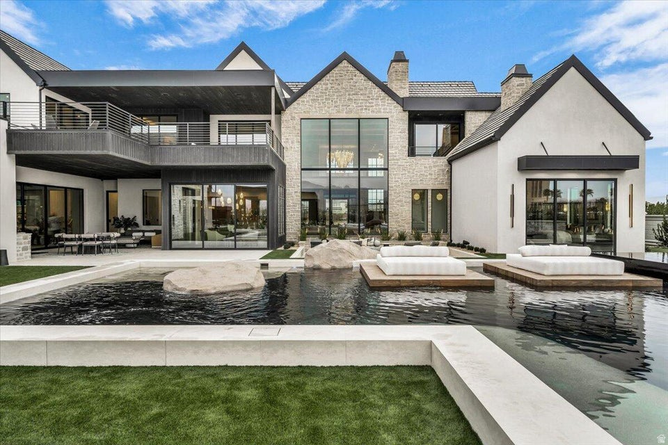 GROVE - Residential