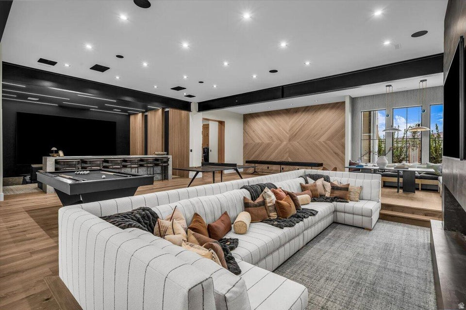 GROVE - Residential