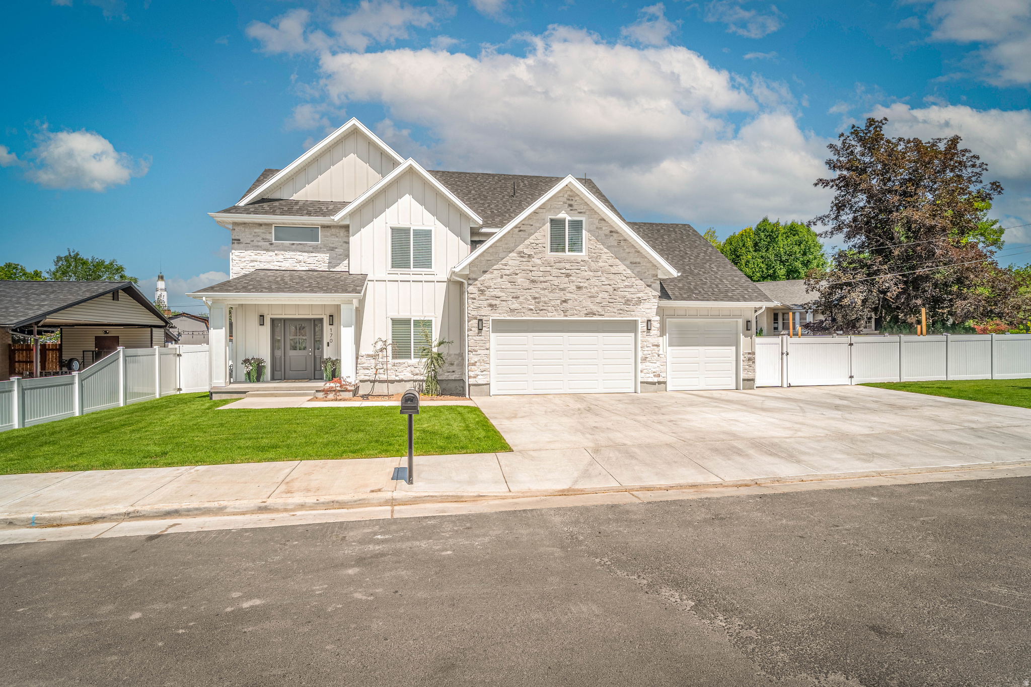 HARDIN SPLIT - Residential