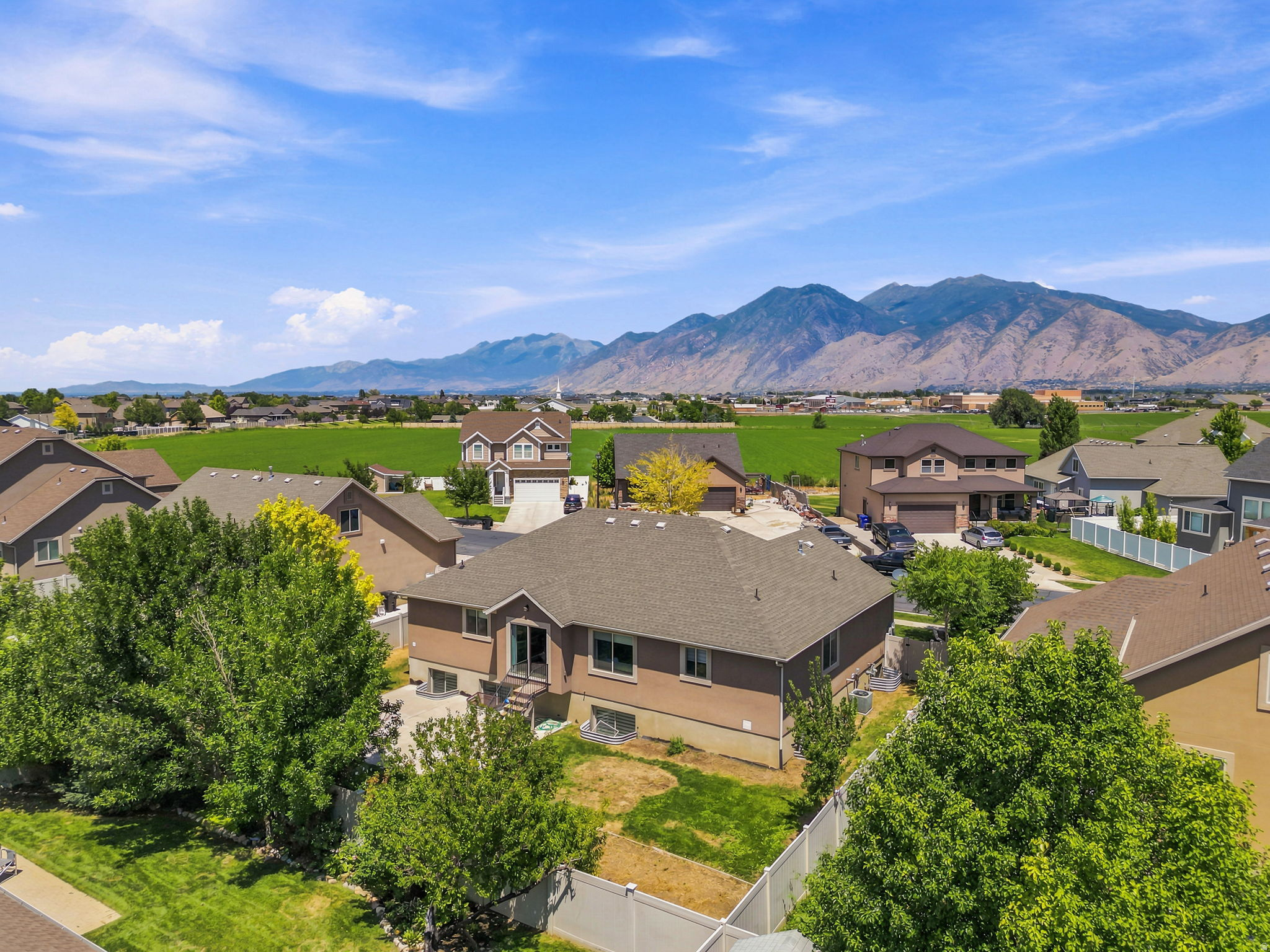 MAPLE HIGHLANDS - Residential