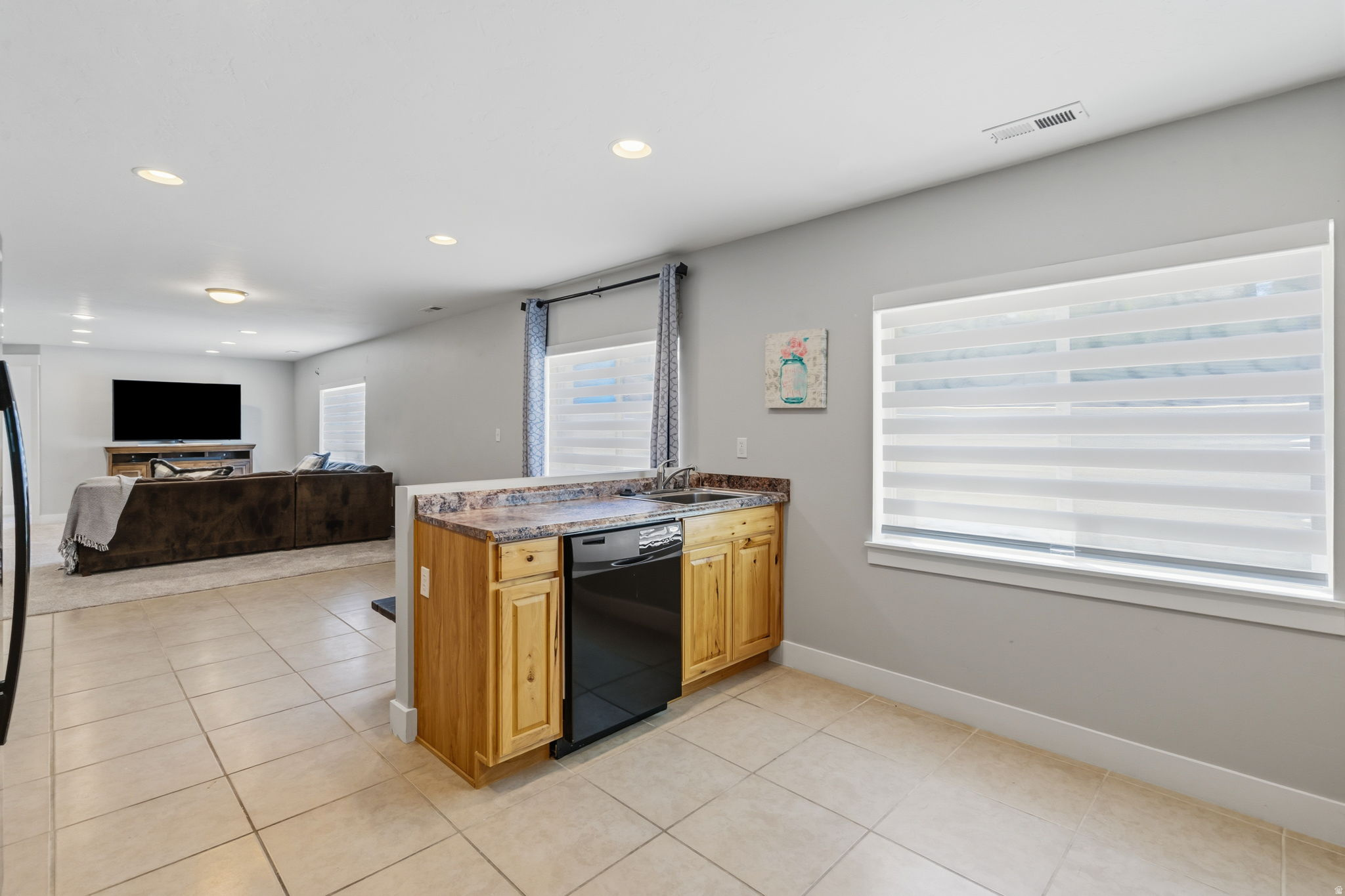 MAPLE HIGHLANDS - Residential