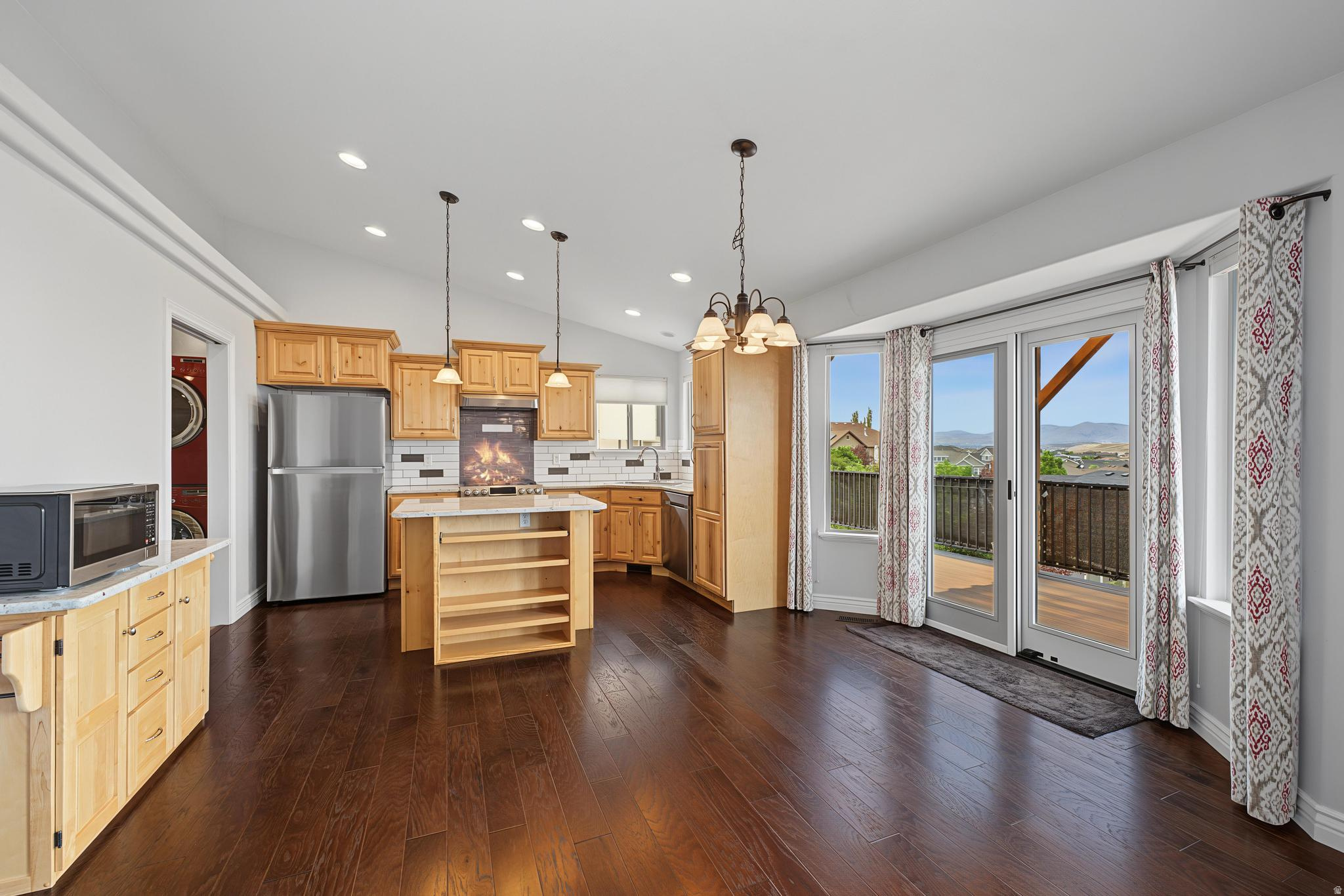 JACOBS RANCH - Residential
