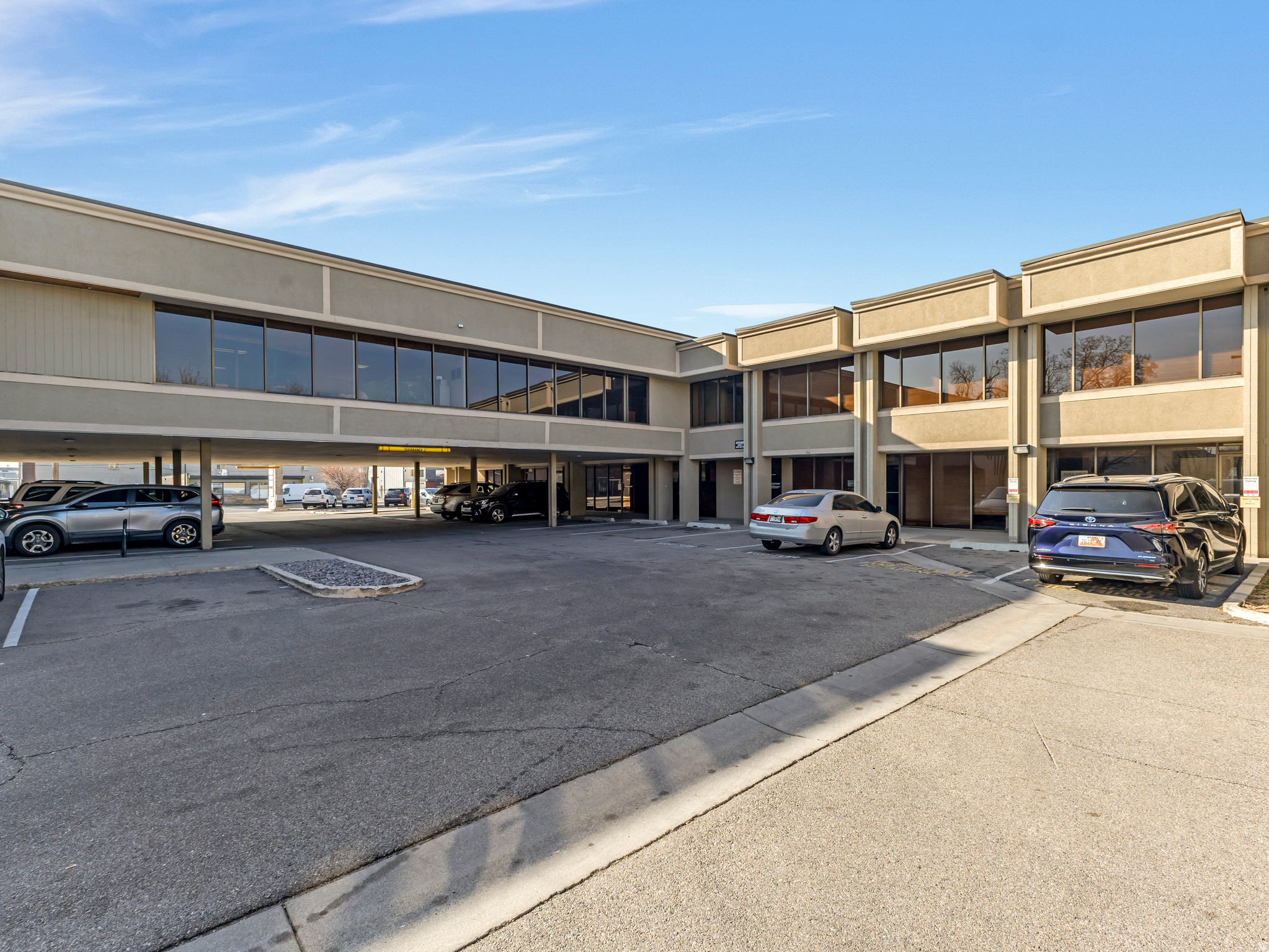 FIVE ACRE - Commercial Sale