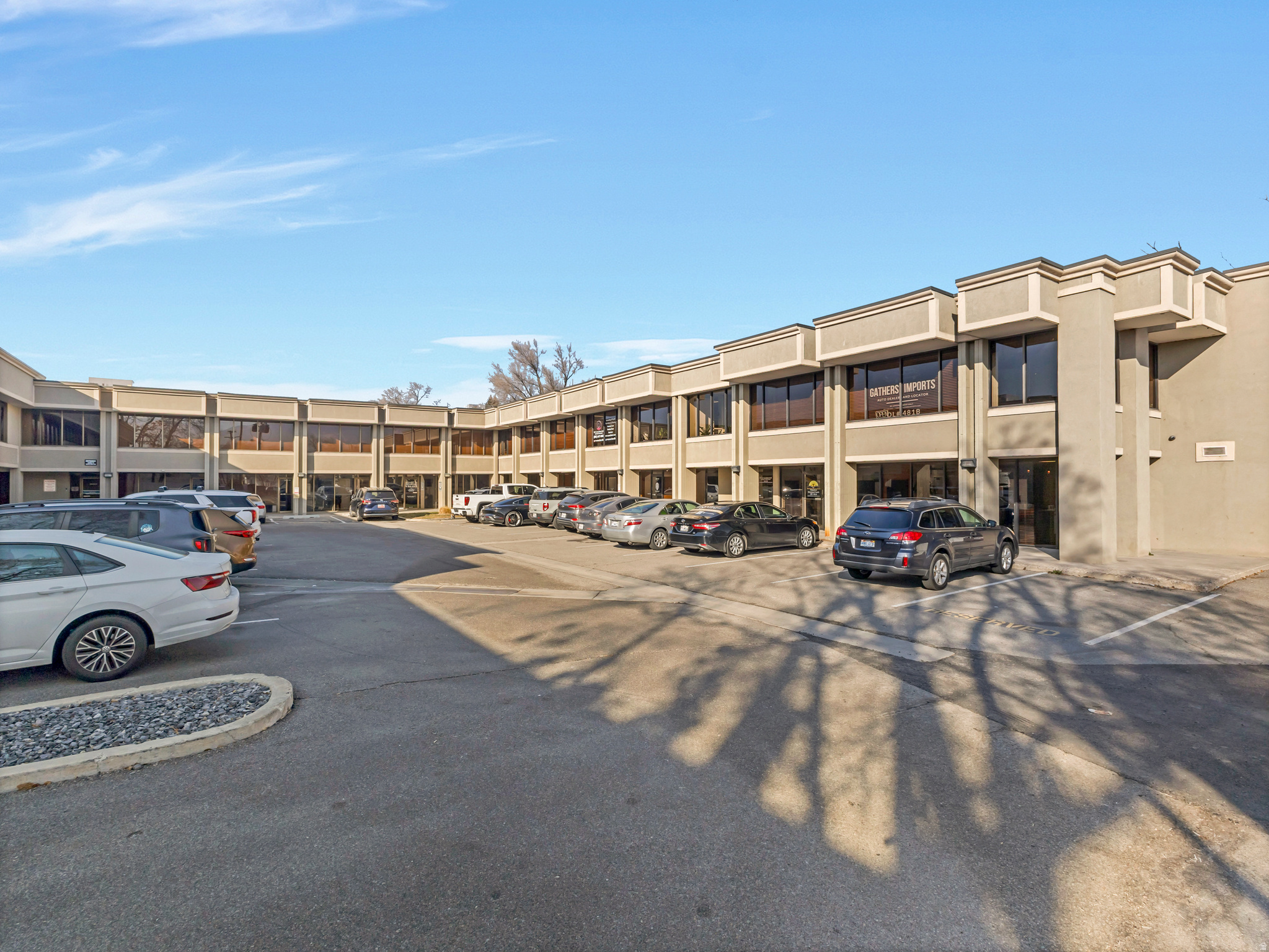 FIVE ACRE - Commercial Sale