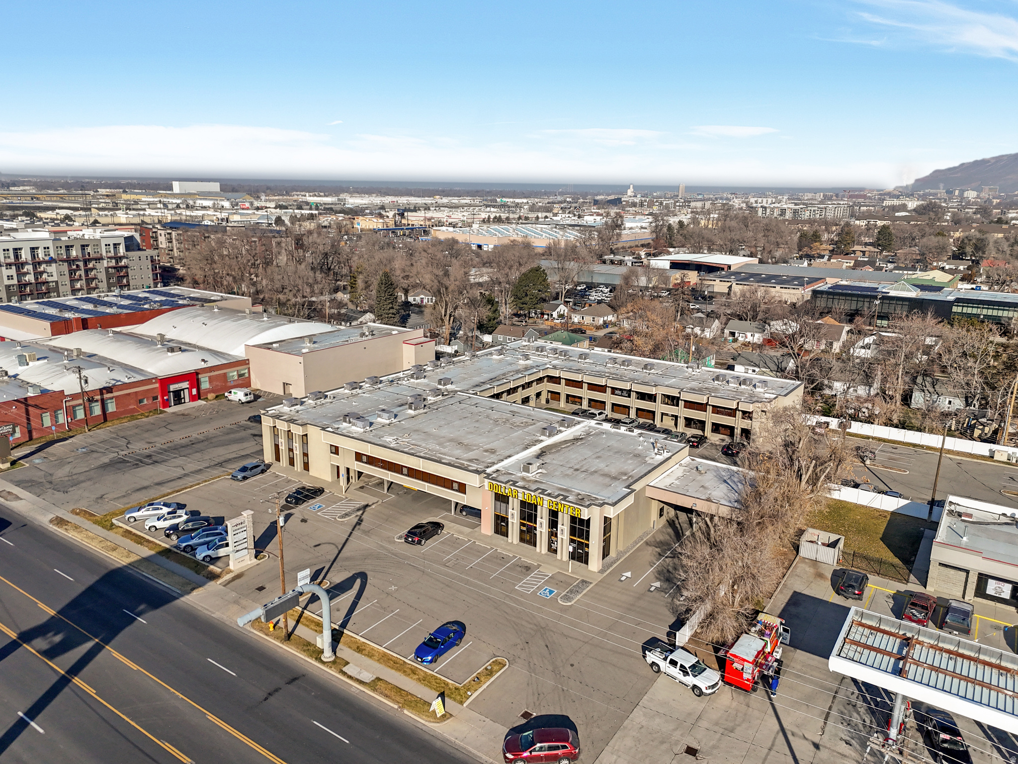 FIVE ACRE - Commercial Sale