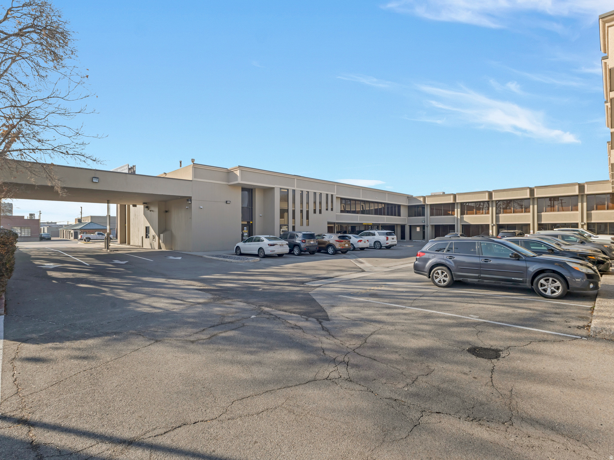 FIVE ACRE - Commercial Sale