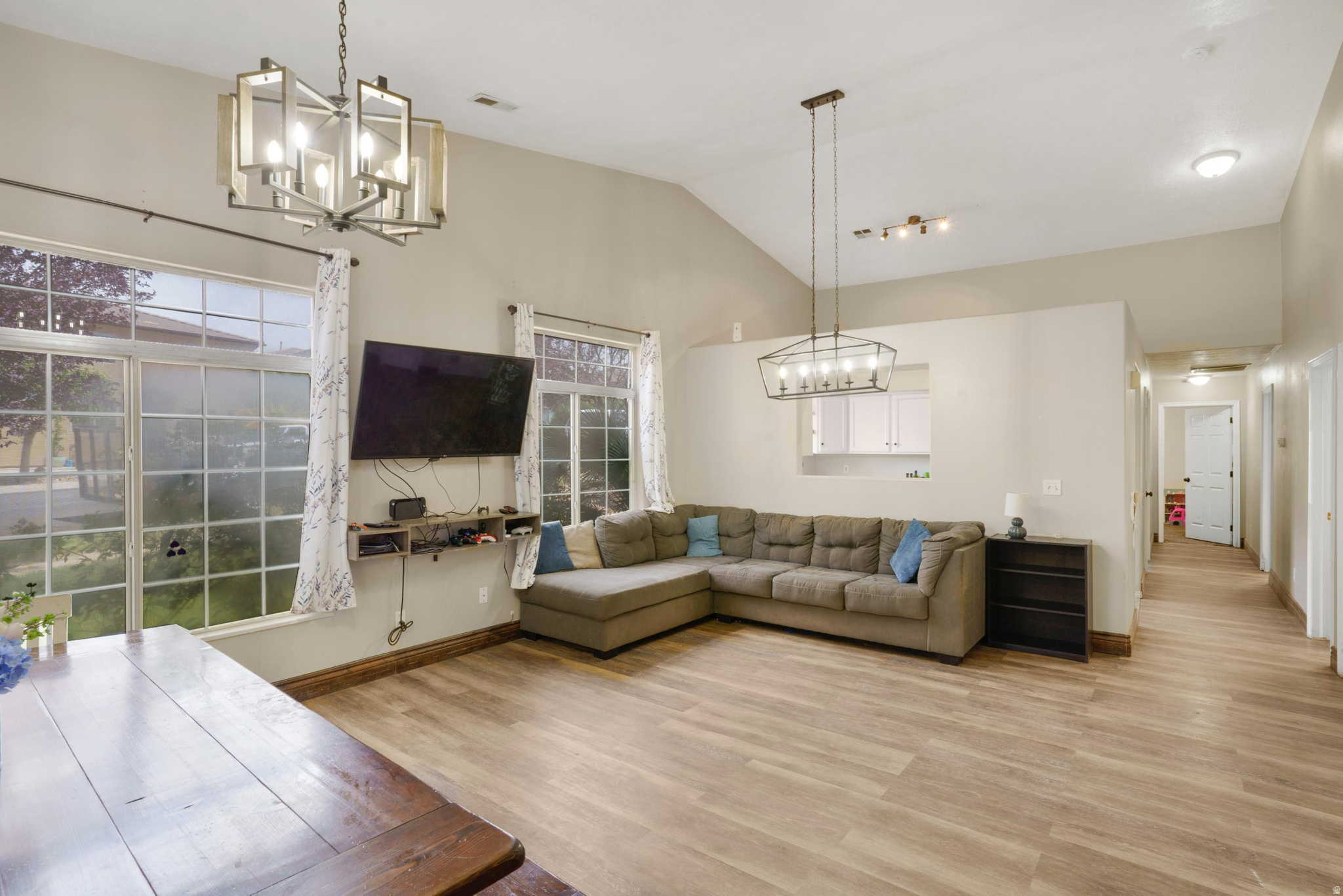 SHADOW RIDGE 1 AMD - Residential