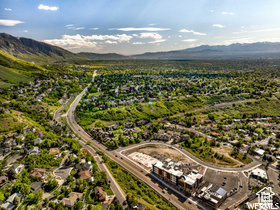 COTTONWOOD - Land