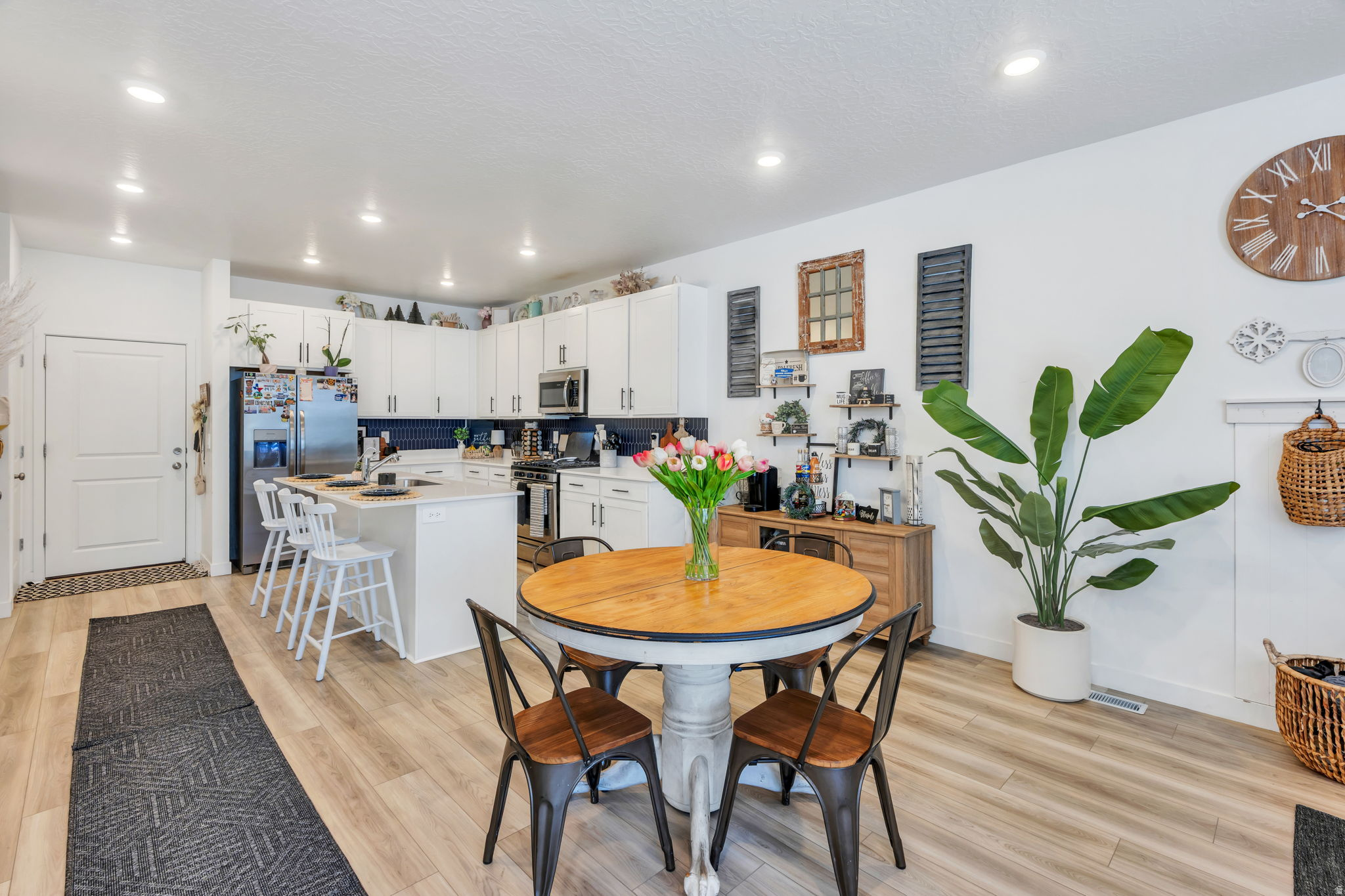 RIDGEVIEW - Residential
