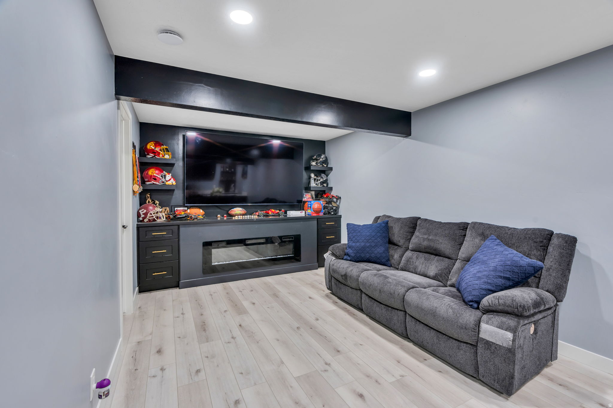 RIDGEVIEW - Residential