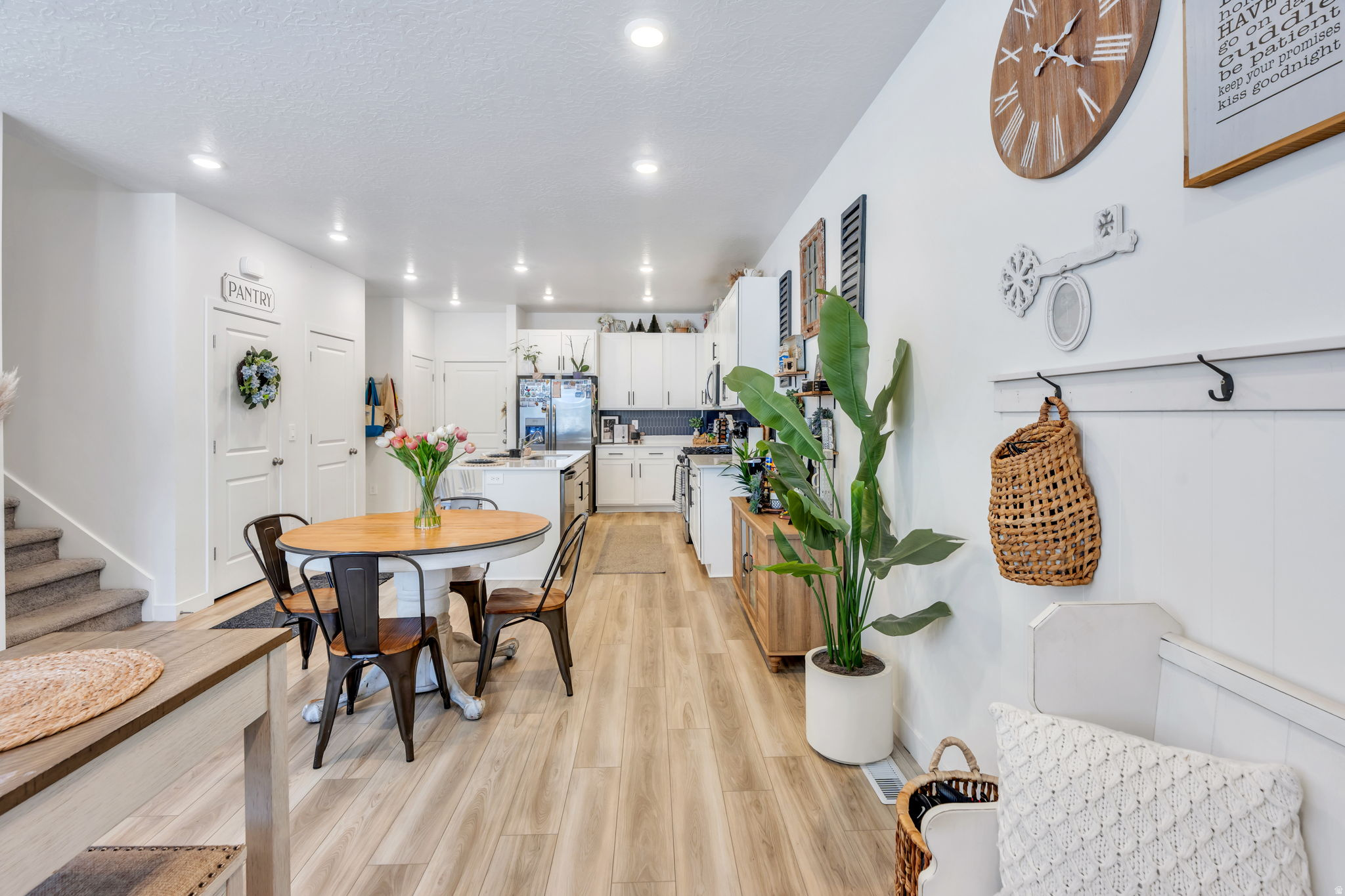 RIDGEVIEW - Residential