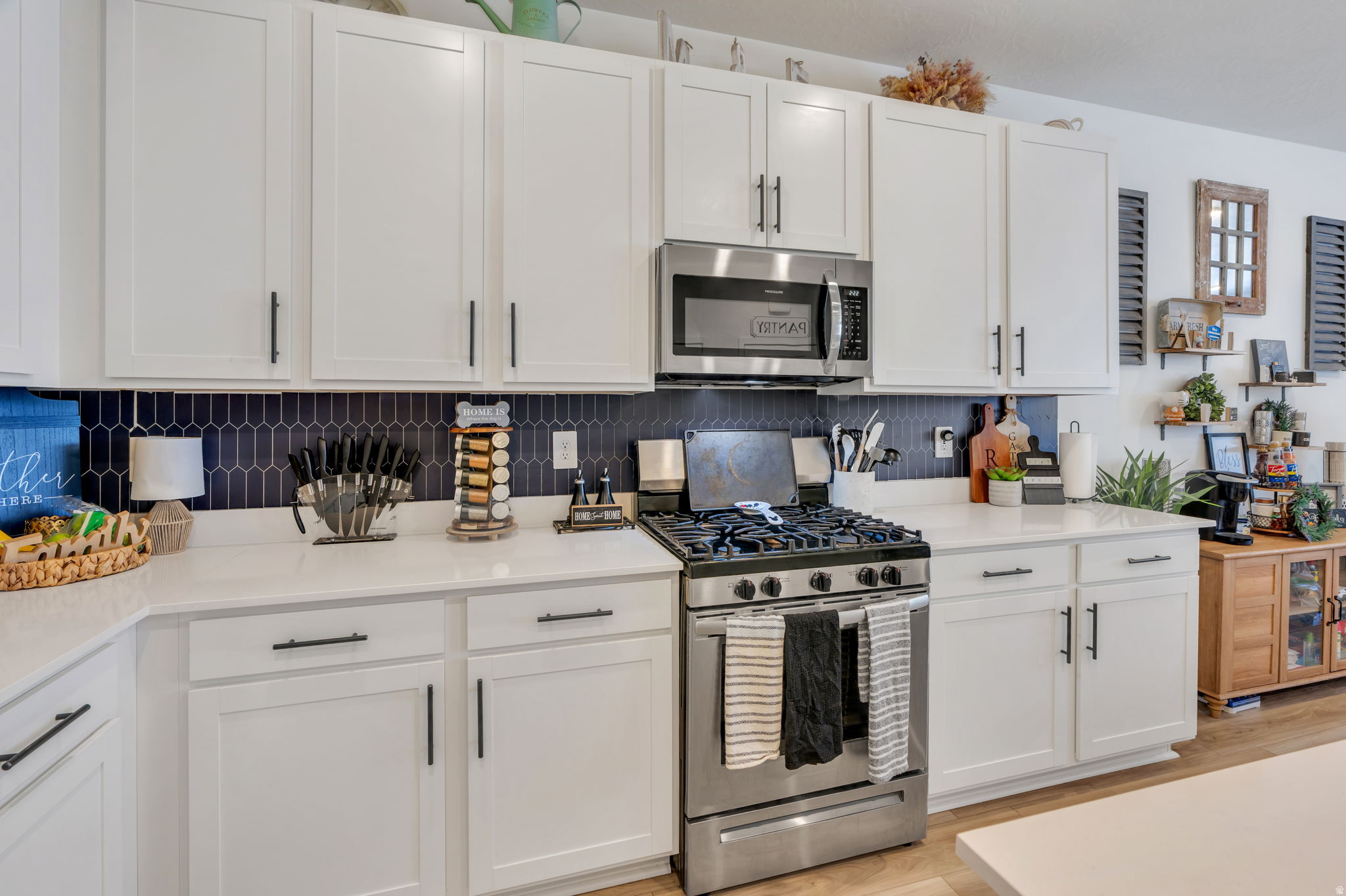 RIDGEVIEW - Residential