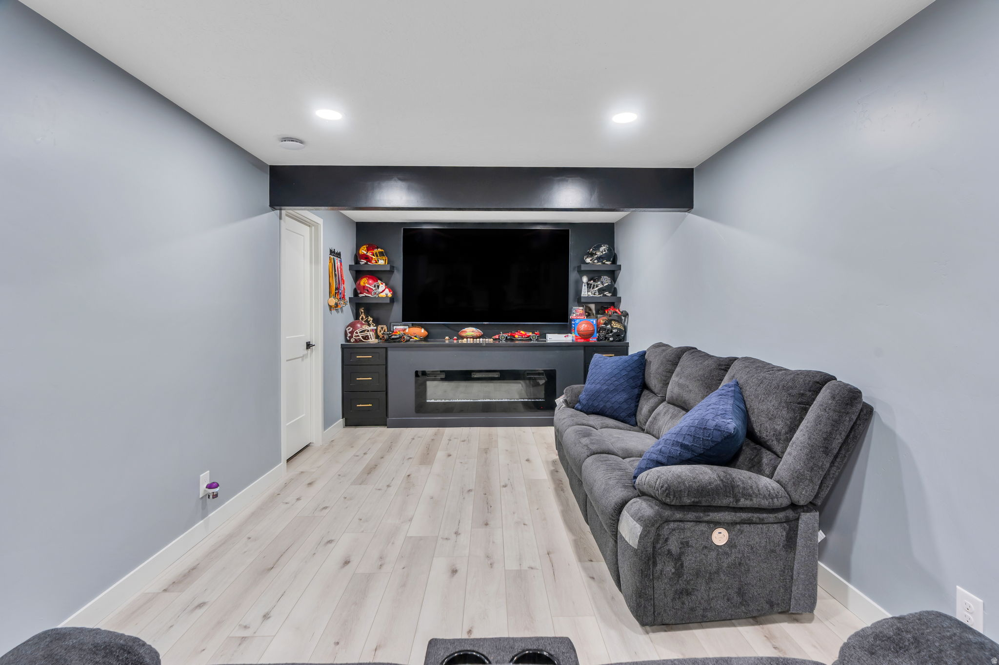 RIDGEVIEW - Residential