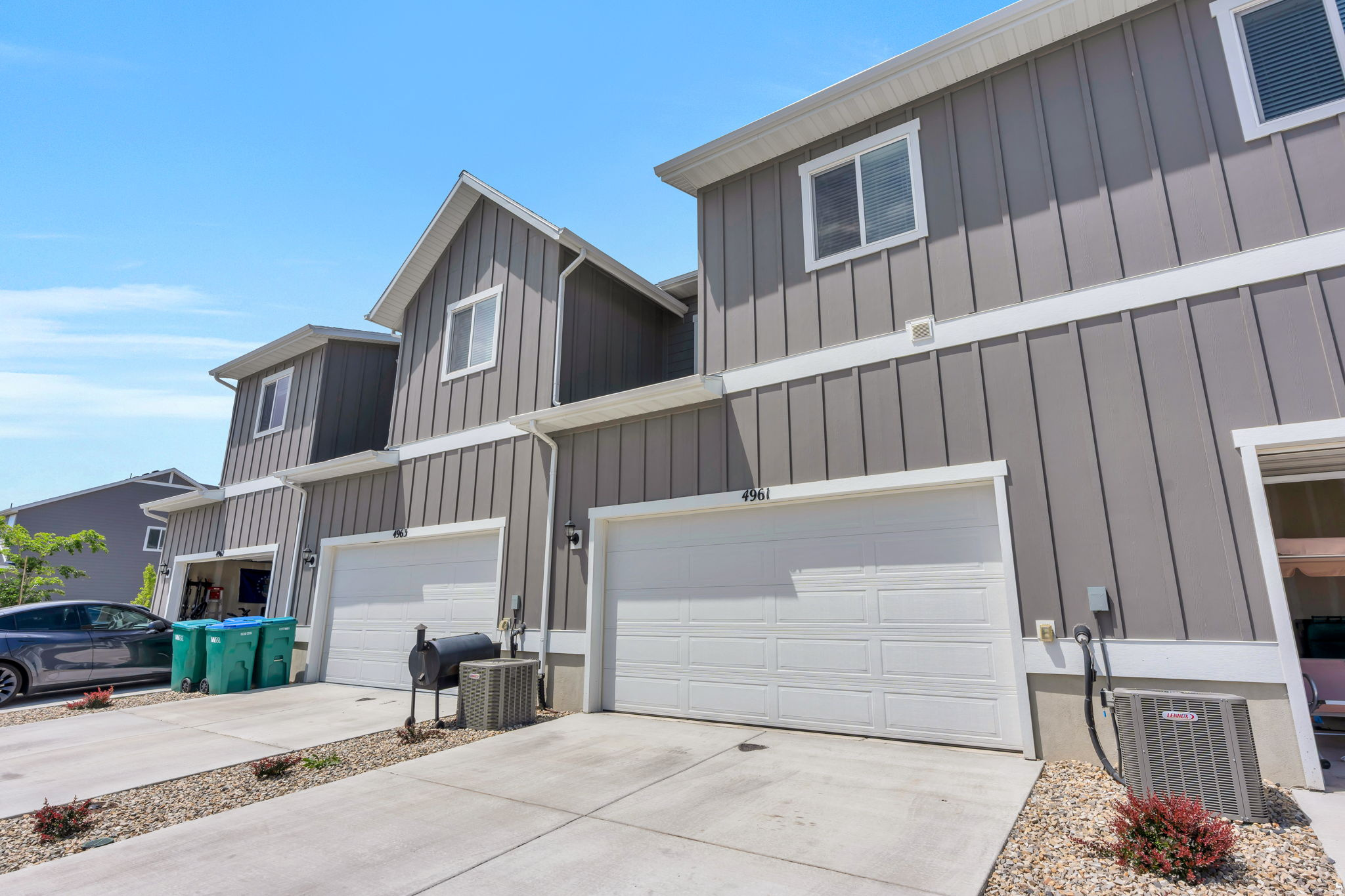 RIDGEVIEW - Residential