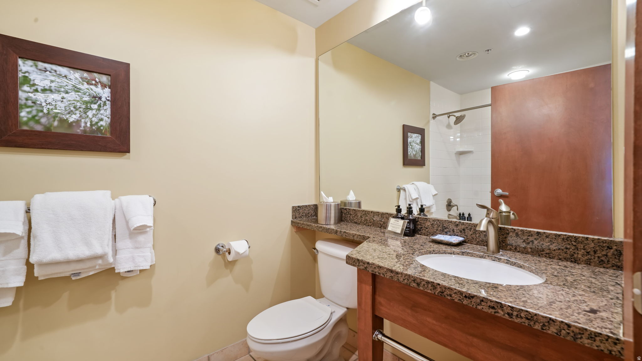 SUNDIAL LODGE - Residential