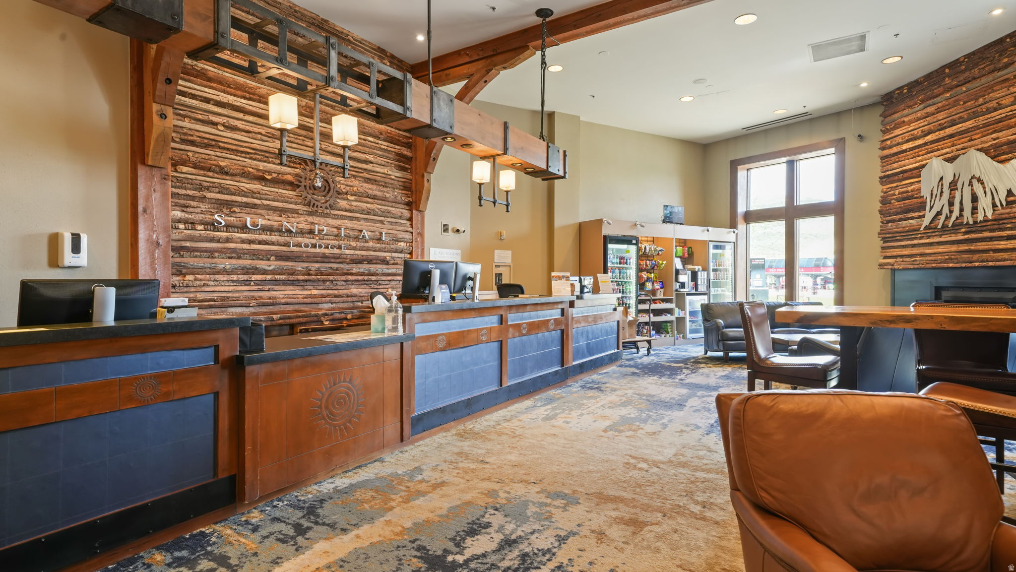 SUNDIAL LODGE - Residential