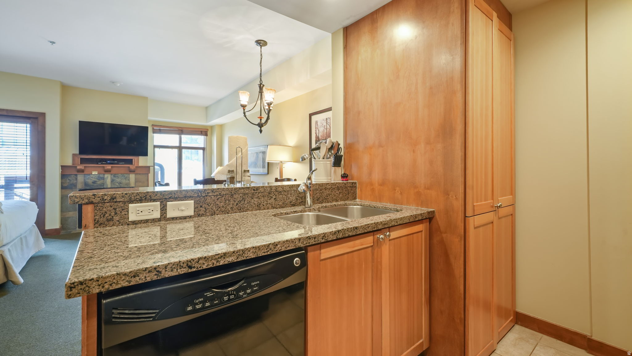 SUNDIAL LODGE - Residential