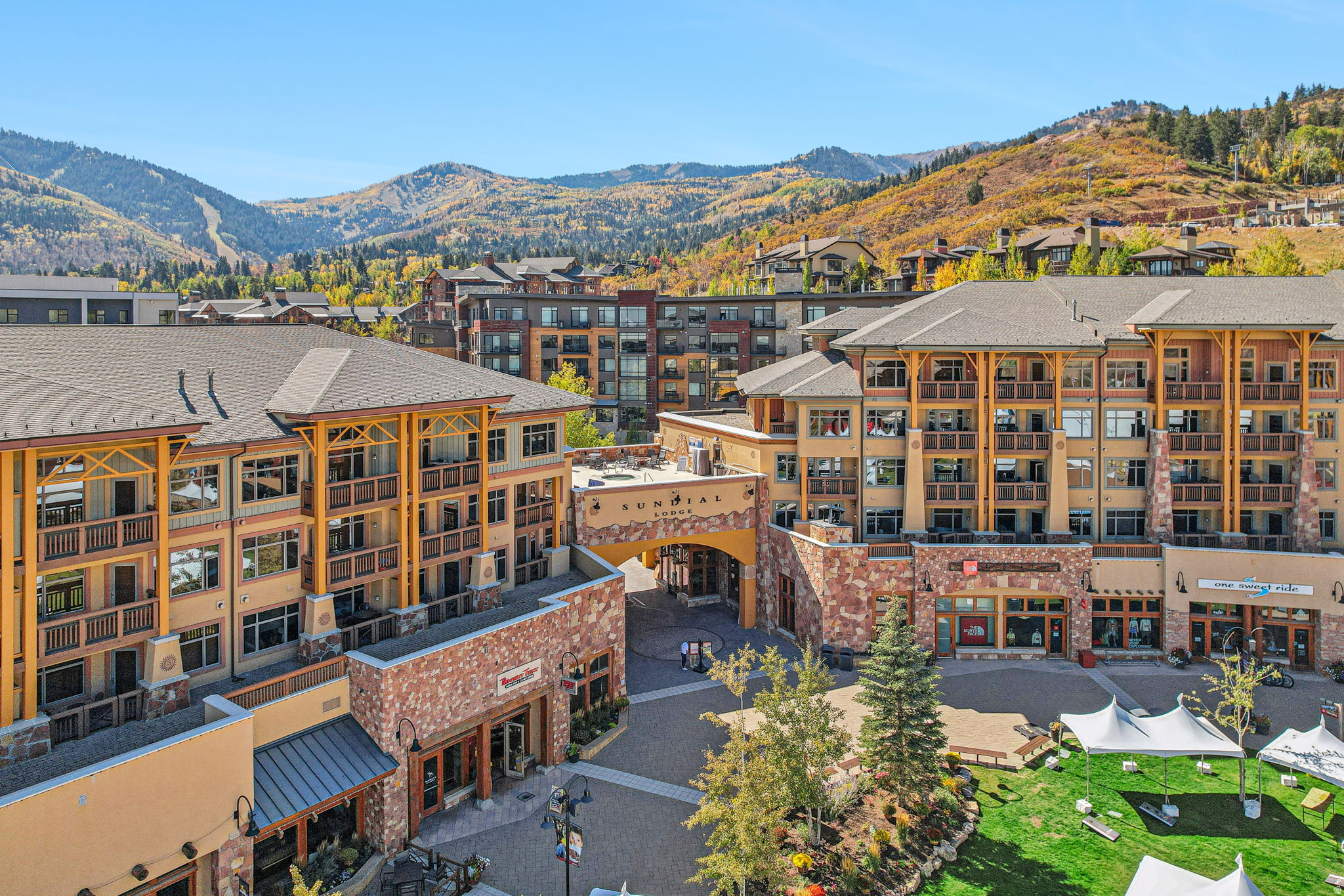 SUNDIAL LODGE - Residential