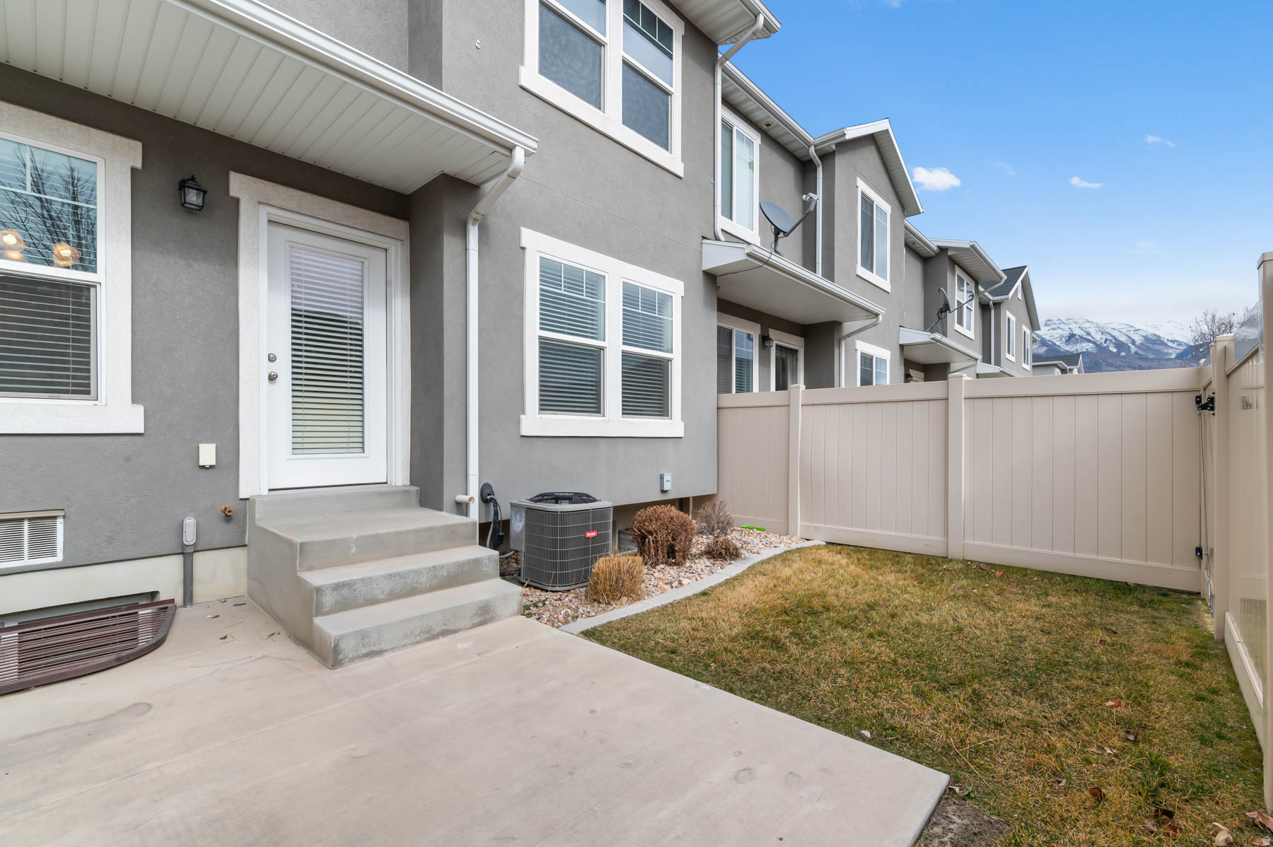 BONNEVILLE VISTA - Residential