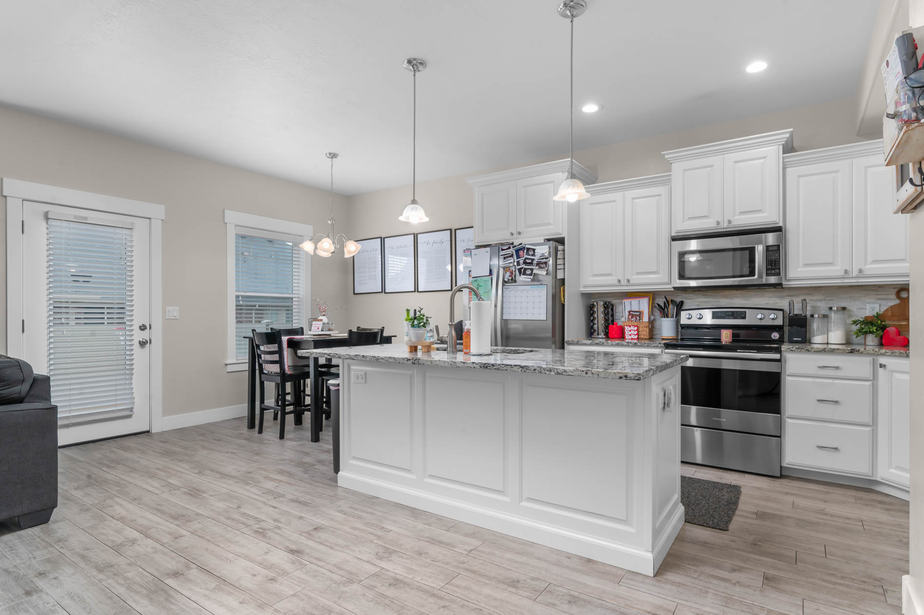 BONNEVILLE VISTA - Residential
