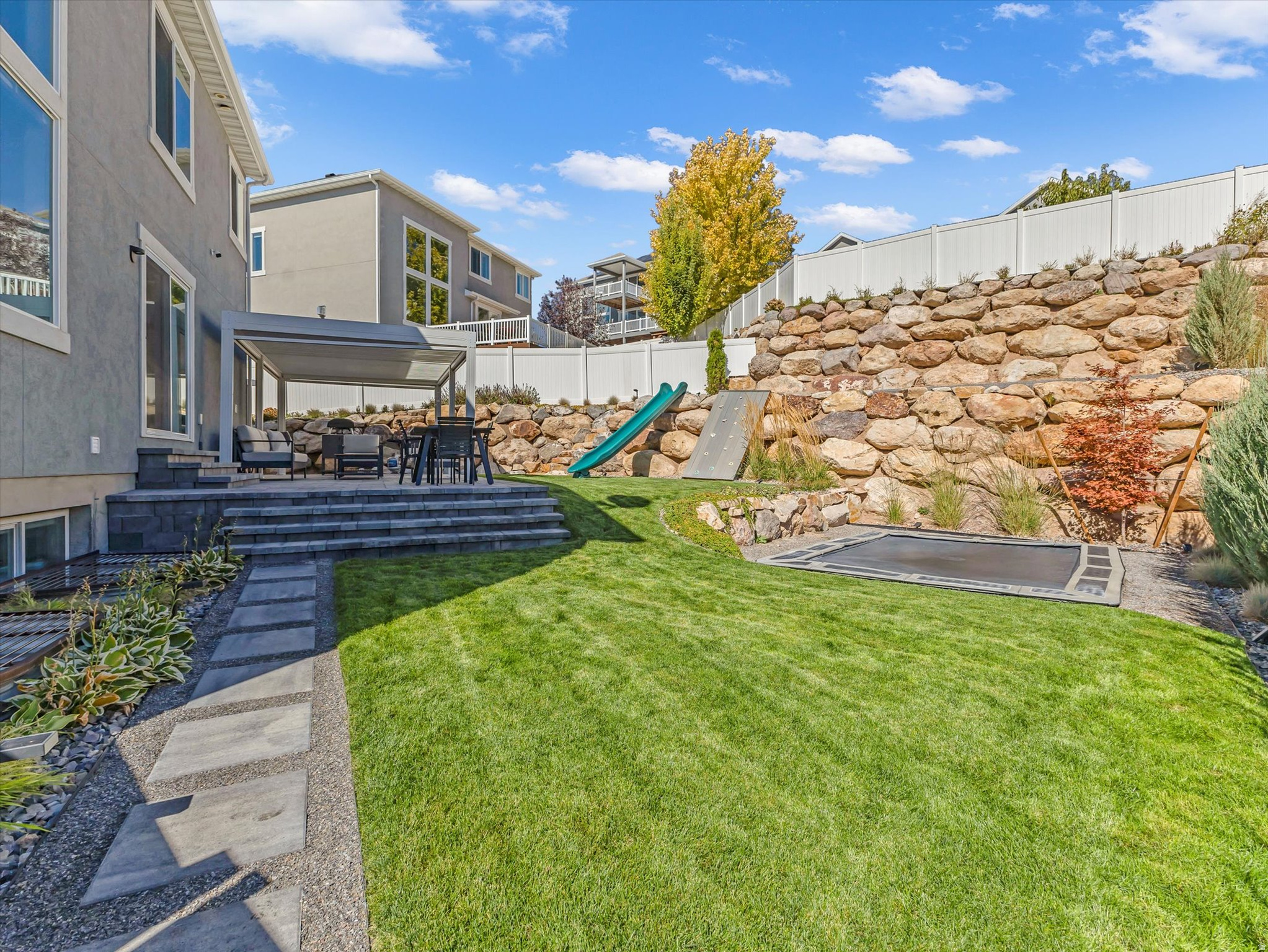 CANYON HILLS - Residential