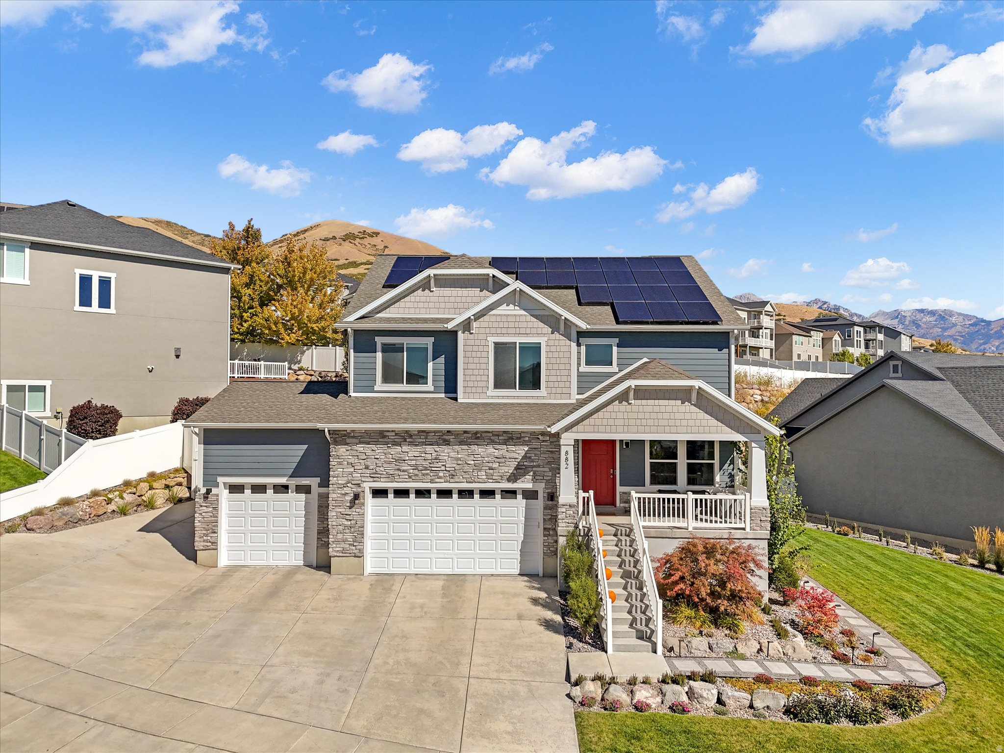 CANYON HILLS - Residential