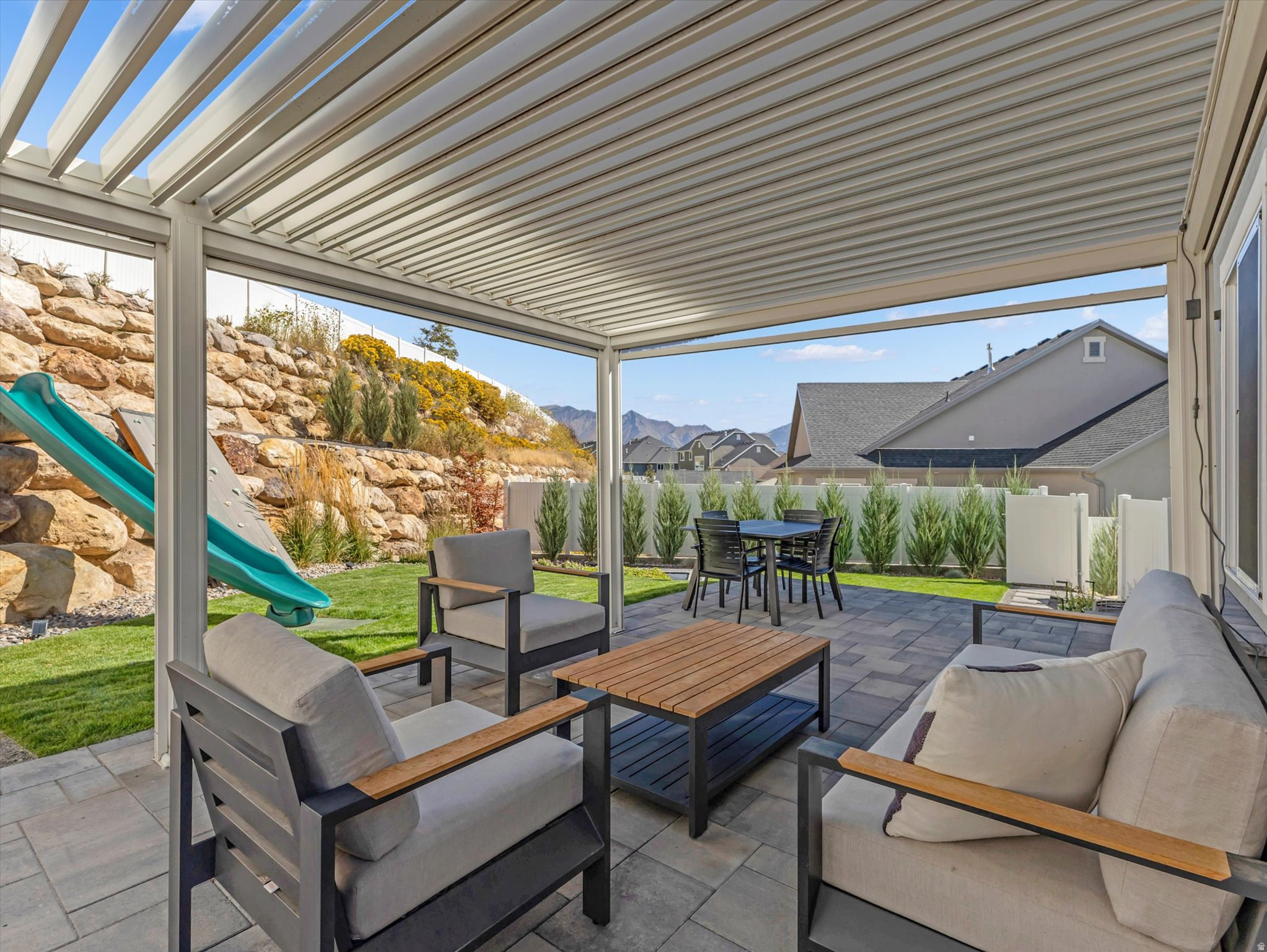 CANYON HILLS - Residential