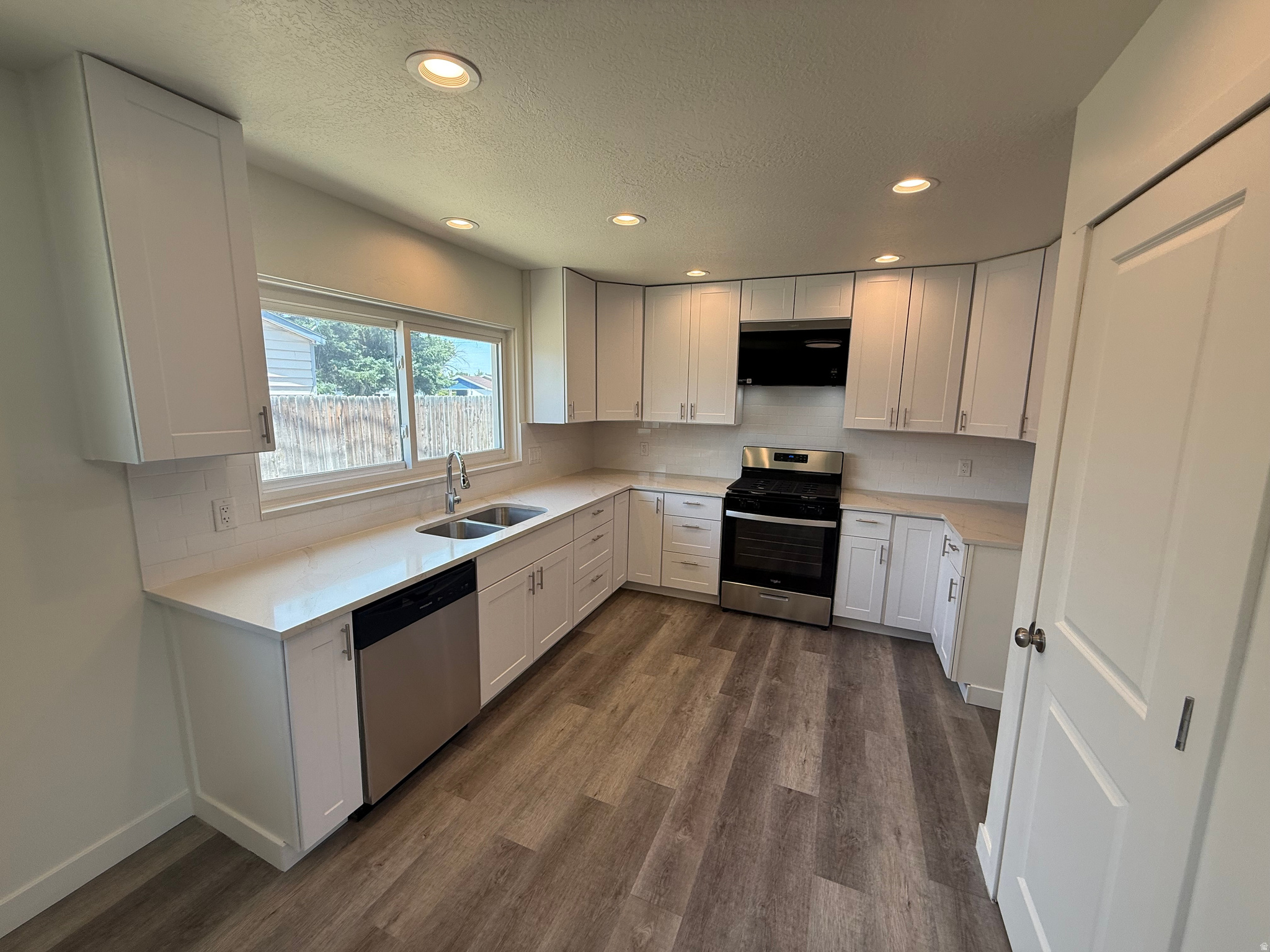 HOFFMAN HEIGHTS - Residential