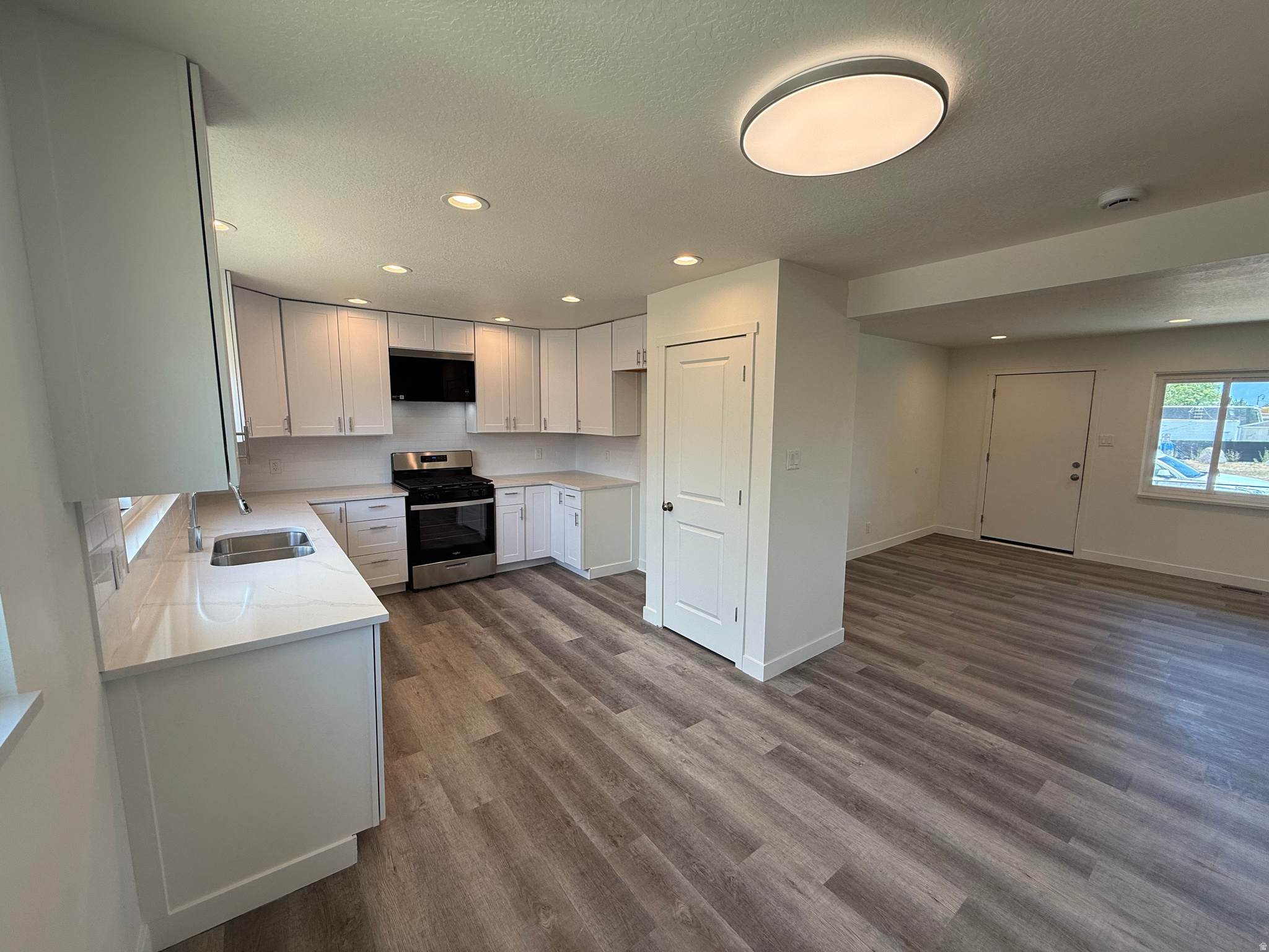 HOFFMAN HEIGHTS - Residential