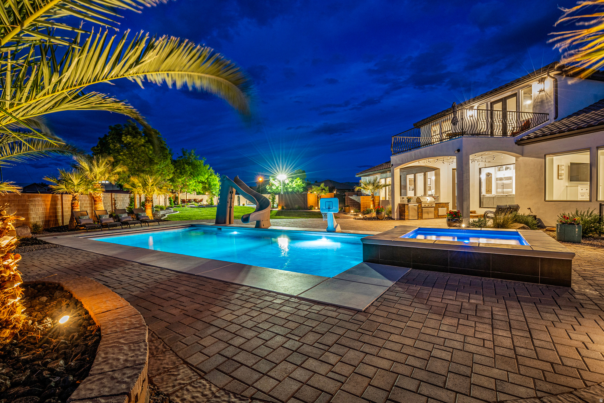SILKWOOD PH 7 - Residential