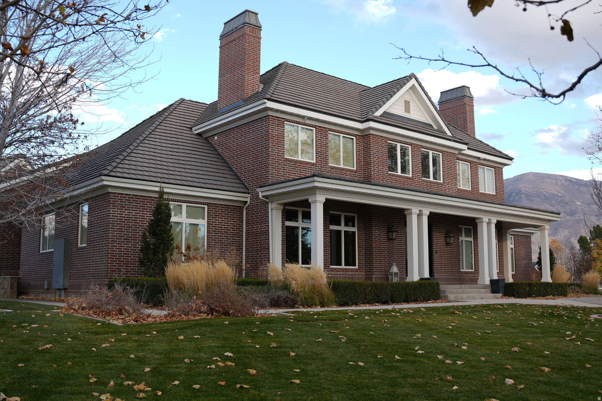 ASHBY LANE - Residential