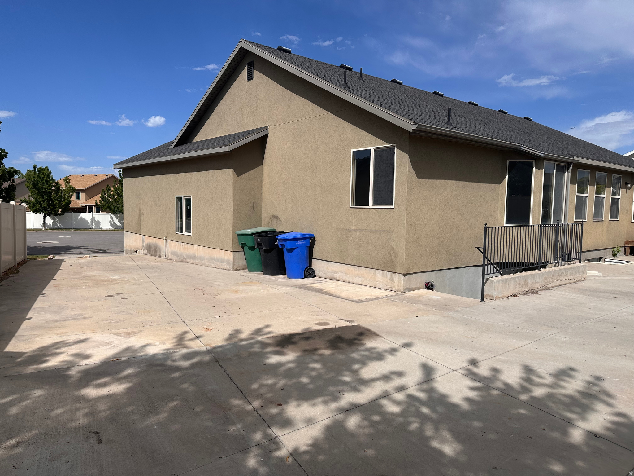 MEADOWS - Residential