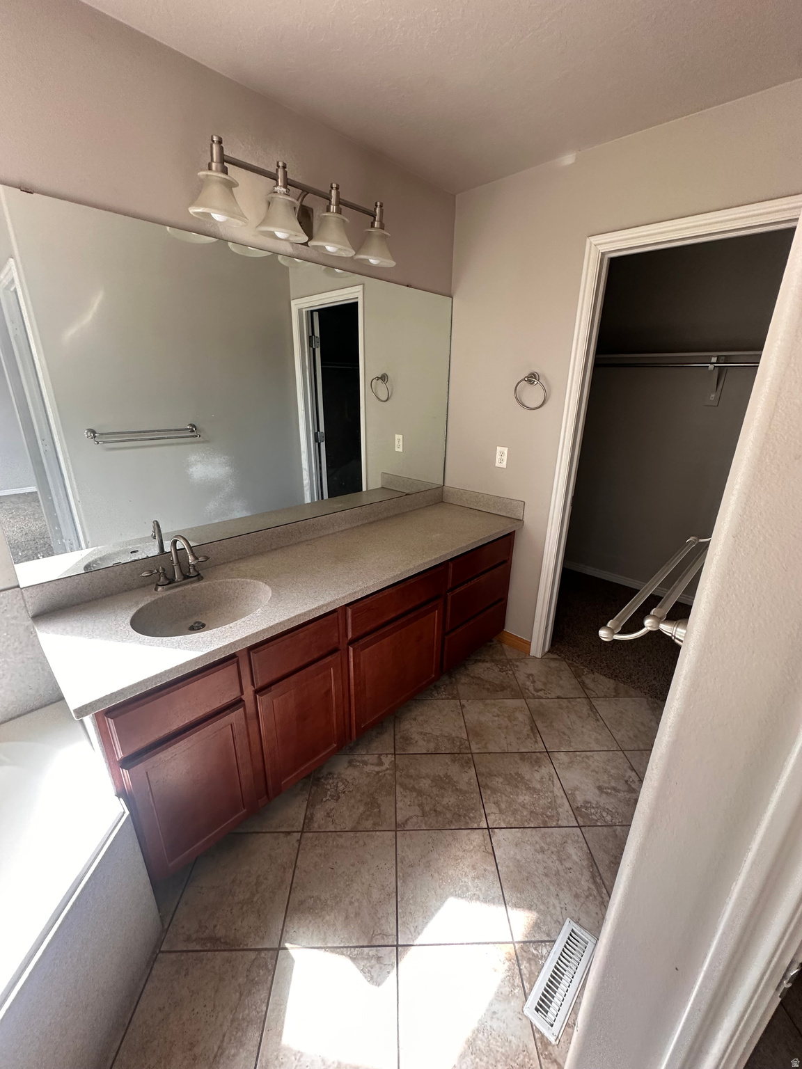 MEADOWS - Residential