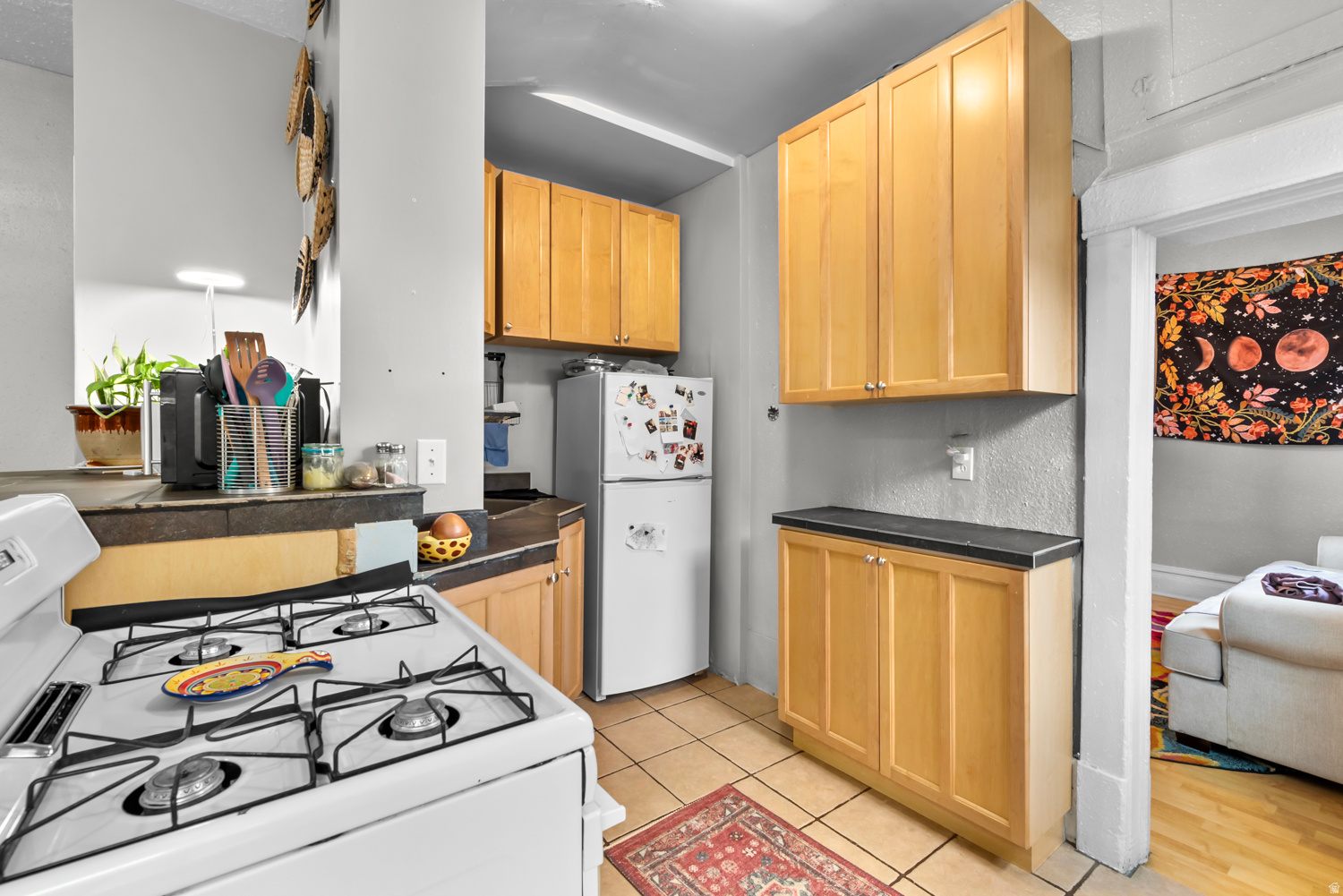 CAPITOL - Residential