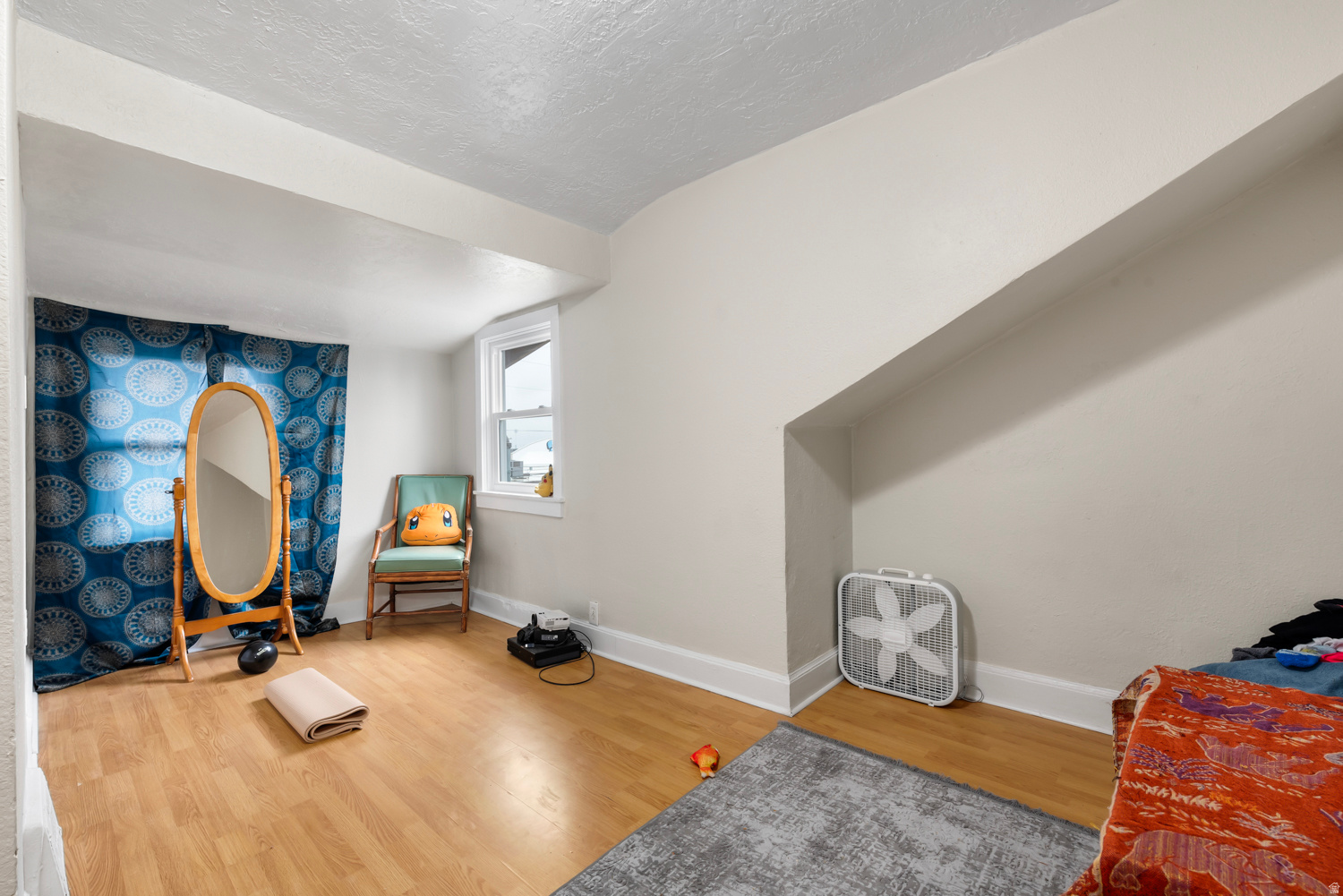 CAPITOL - Residential