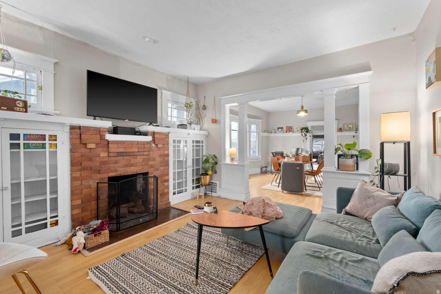 CAPITOL - Residential