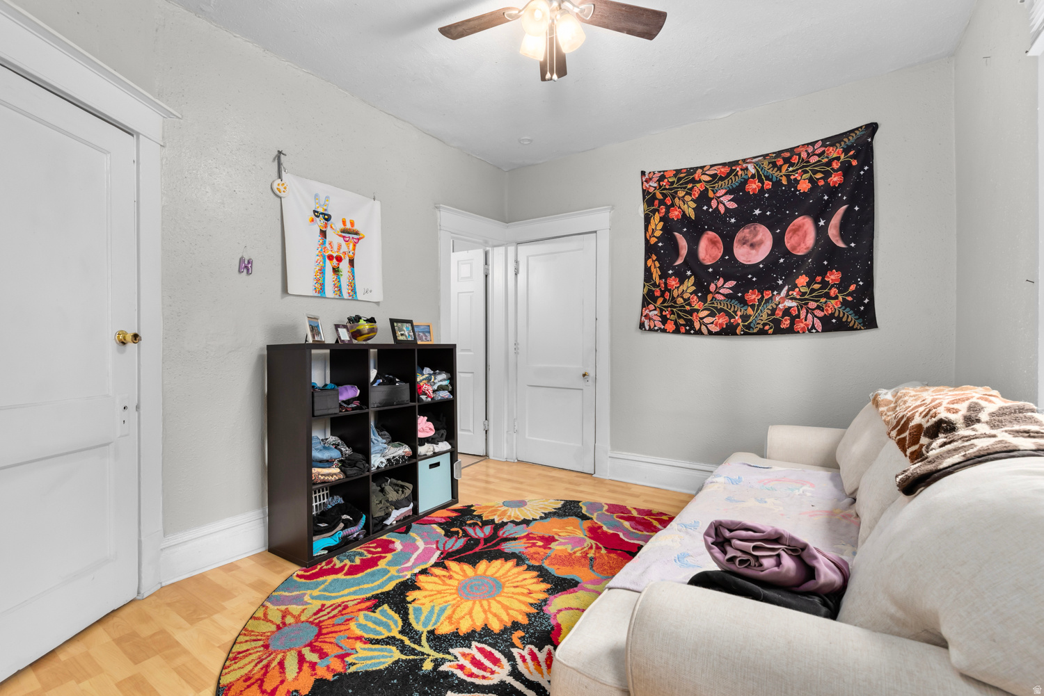 CAPITOL - Residential