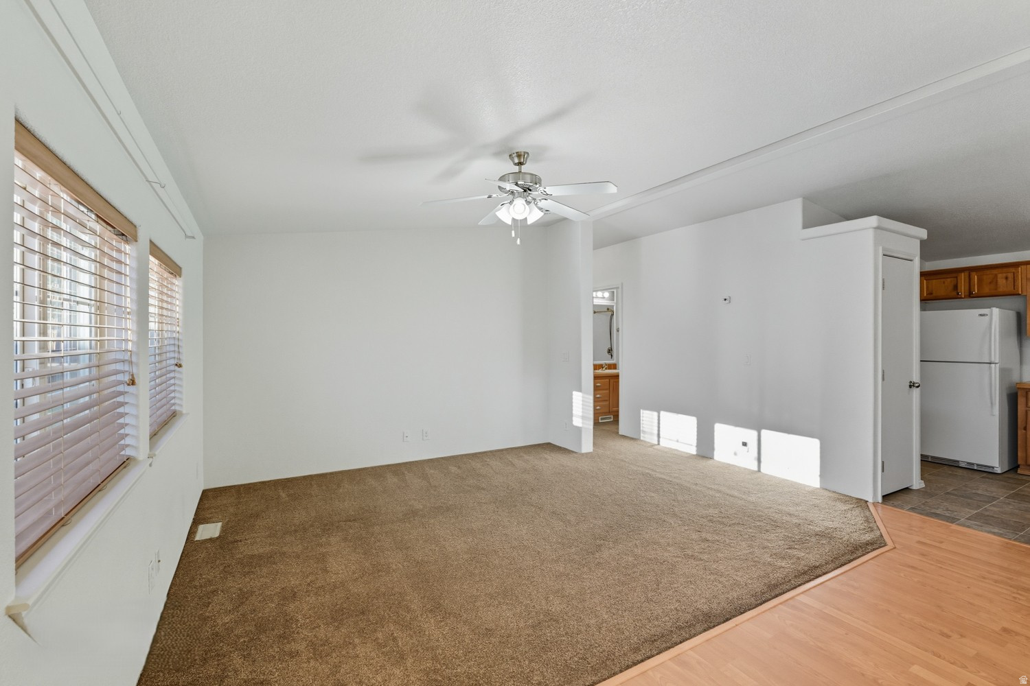 KINGS ROW EST 1 - Residential