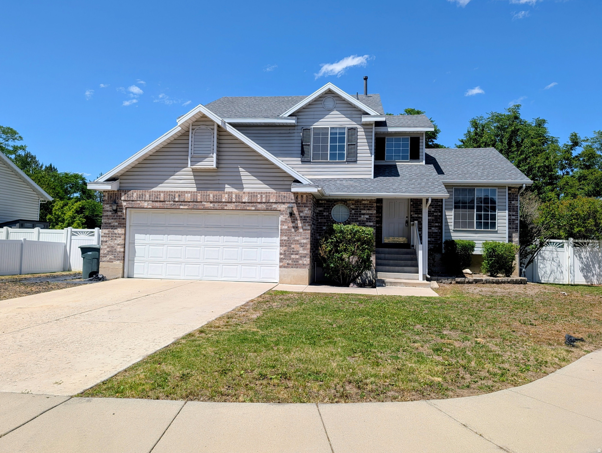 Welcome to this well-maintained  tri-level in a quiet cul-de-sac. 4-bedroom, 2.5-bathroom home offering an open floor plan, granite counters, and vaulted ceilings. Ideally located near downtown, this home provides easy access to the Jordan River trail and International Peace Gardens. Recent upgrades include a new roof installed in 2020 and a new high efficiency furnace in 2024. Step outside to a charming backyard retreat that is fully fenced with a low-maintenance deck and mature apple, peach, pear, and cherry trees.