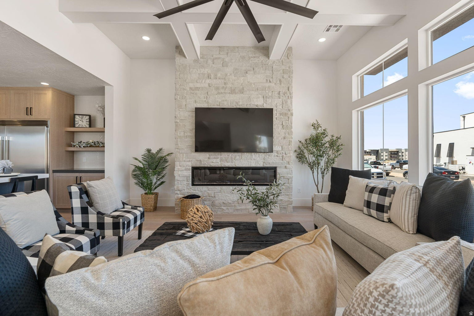 DESERT COLOR RESORT - Residential
