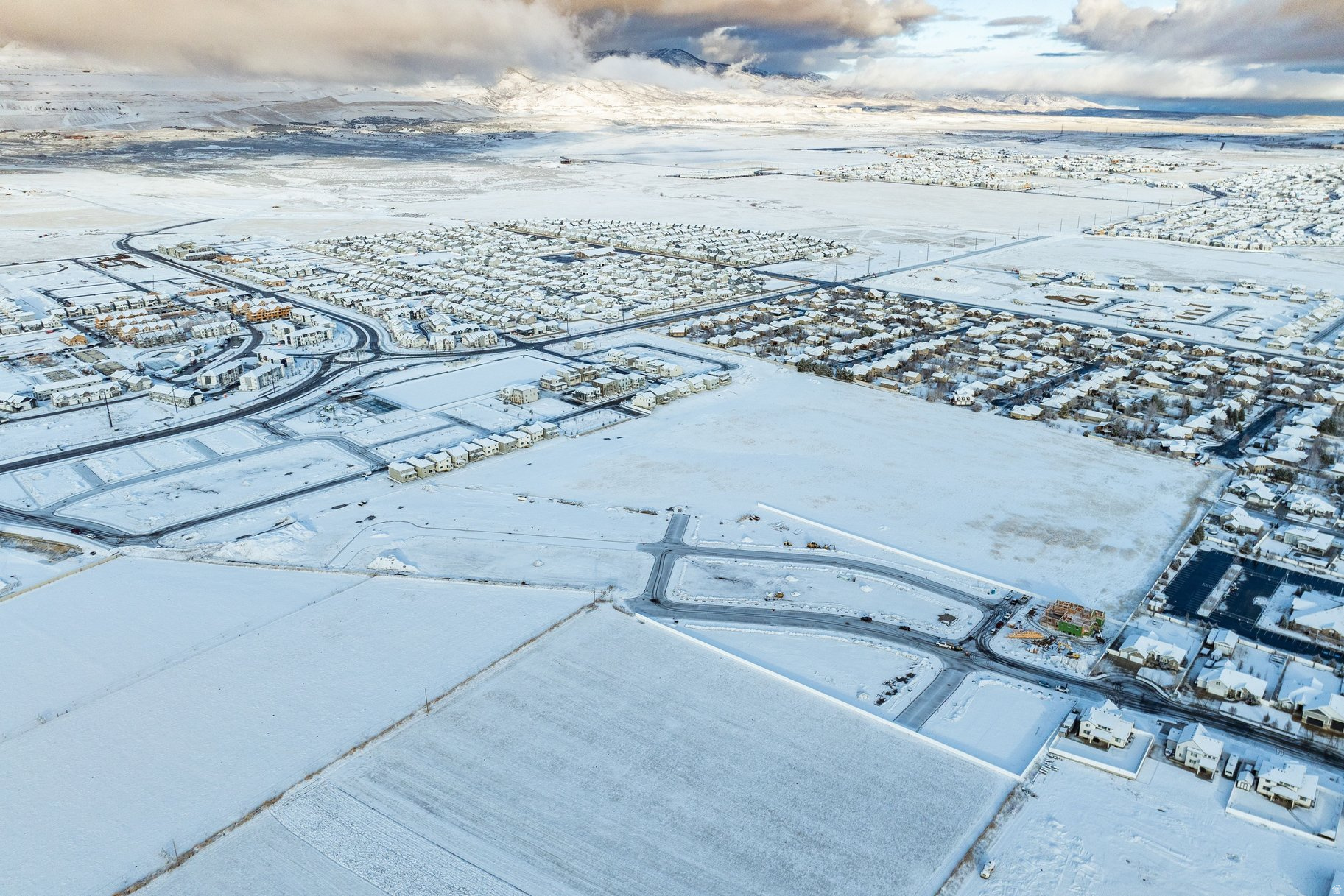 COVE AT SILVER SKY - Residential