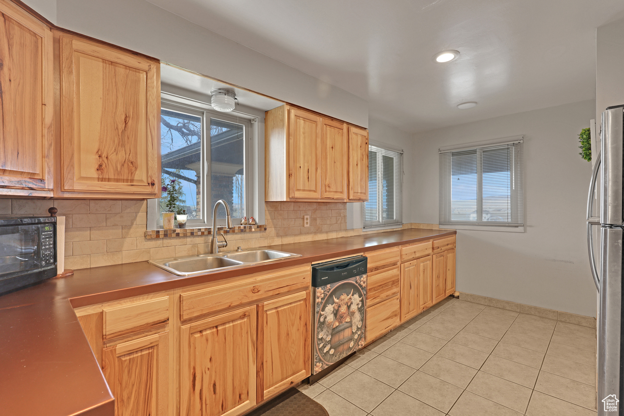 SUNNY HOLLOW MINOR - Residential