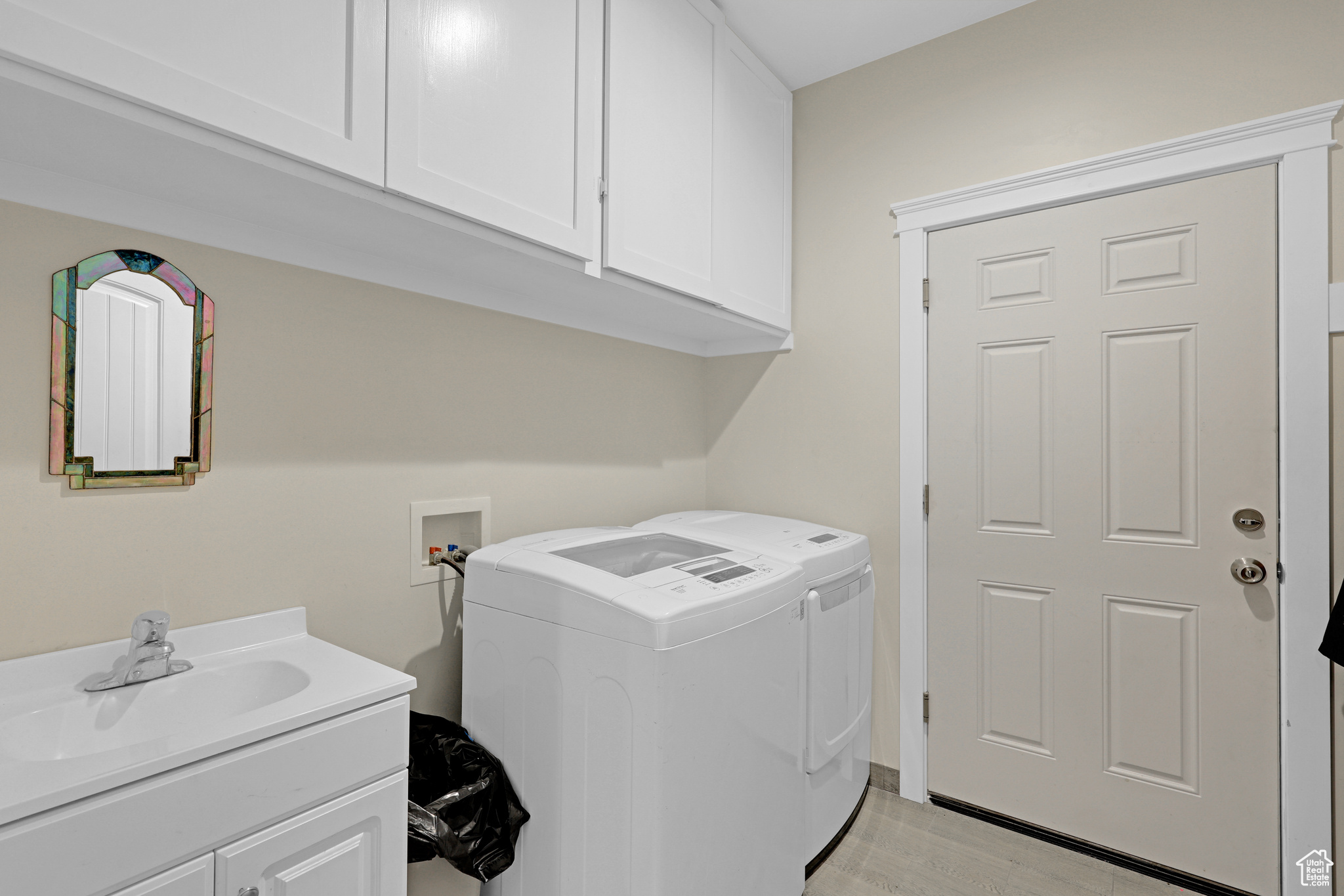 SUNNY HOLLOW MINOR - Residential