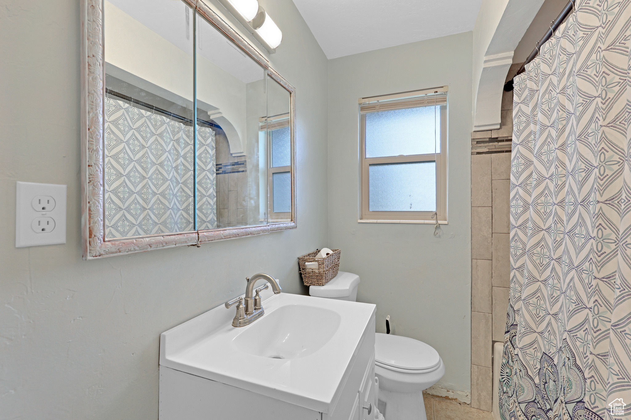 SUNNY HOLLOW MINOR - Residential