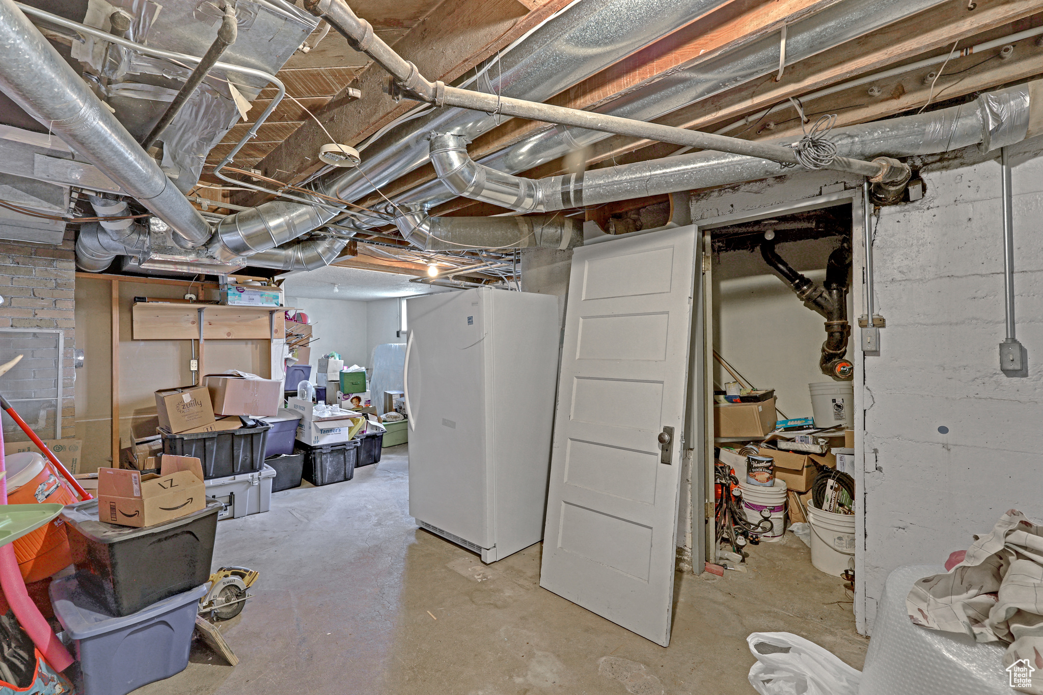 SUNNY HOLLOW MINOR - Residential