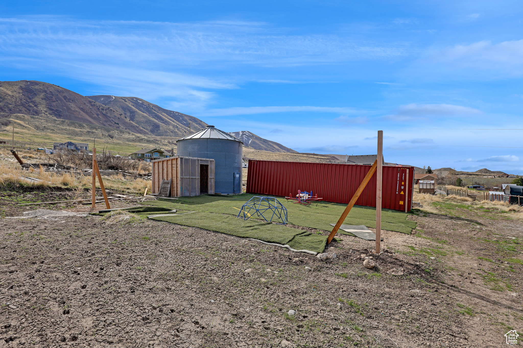SUNNY HOLLOW MINOR - Residential