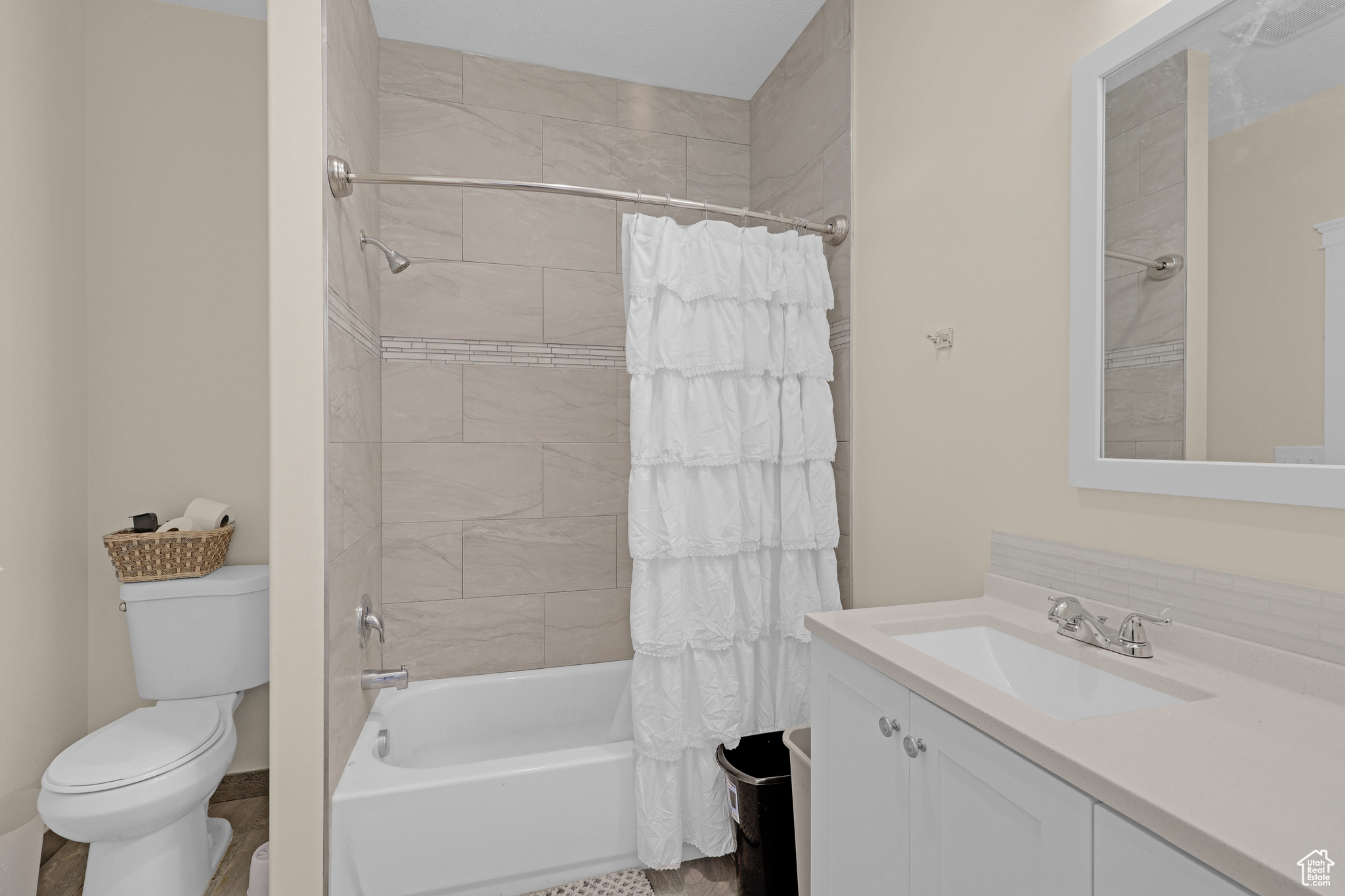 SUNNY HOLLOW MINOR - Residential
