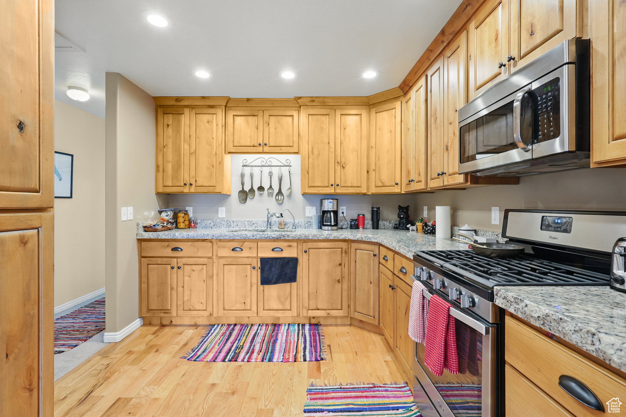 DRY CREEK COMMUNITY PLAN - Commercial Sale