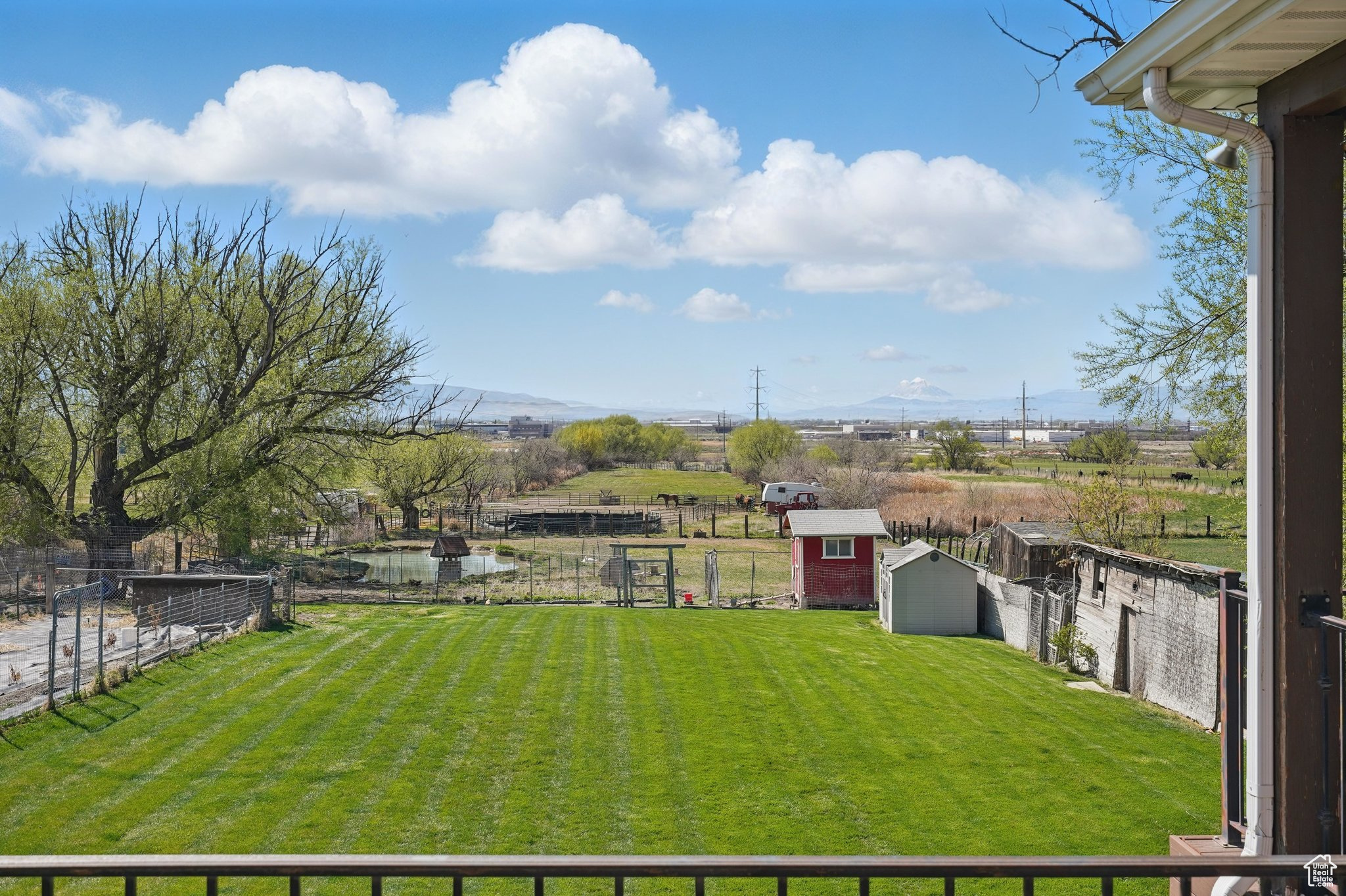 DRY CREEK COMMUNITY PLAN - Commercial Sale