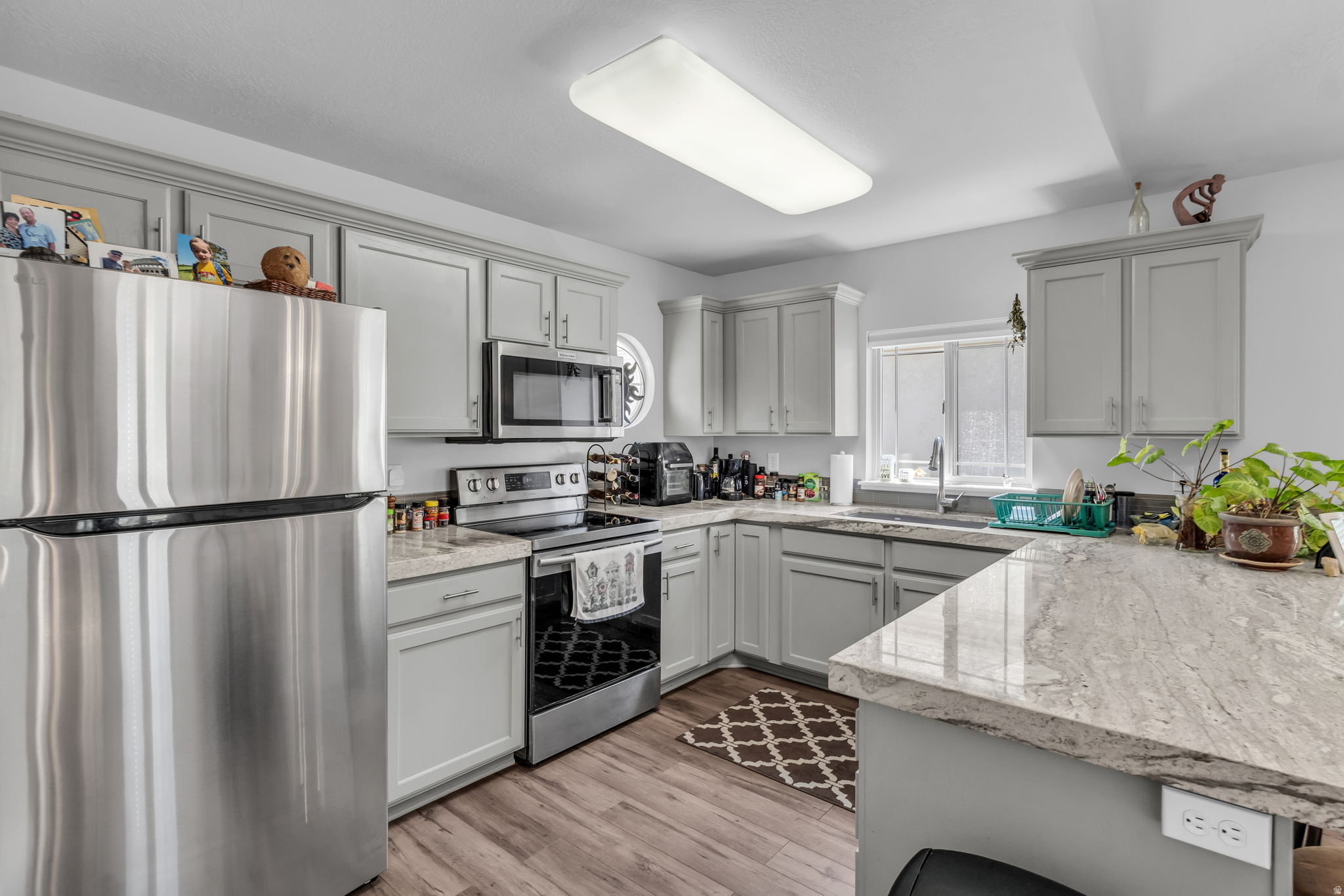 SPRING HOLLOW AT BATEMAN FARM - Residential